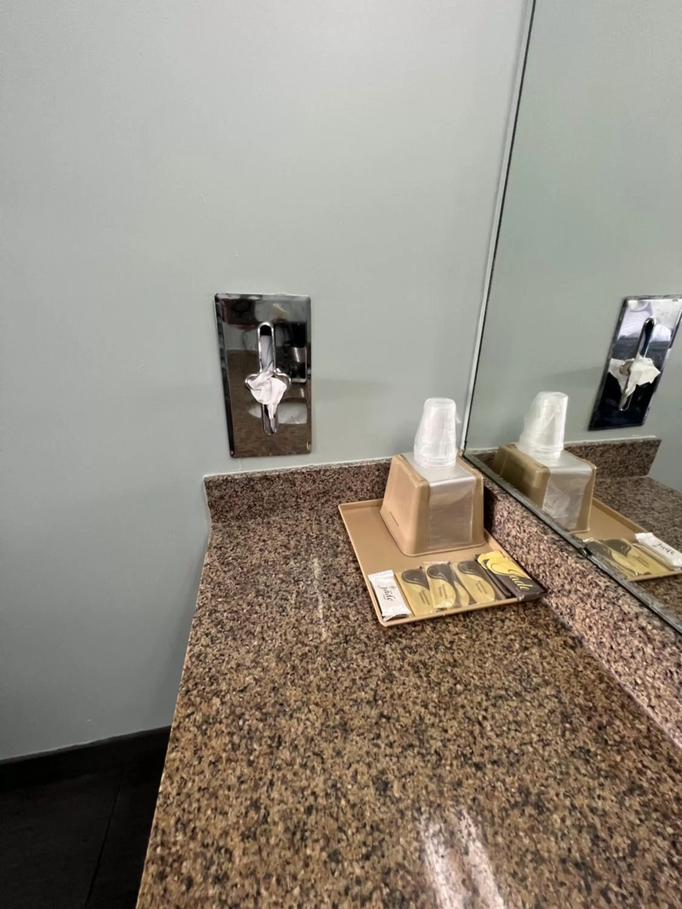 King Room - Disability Access in Executive Inn