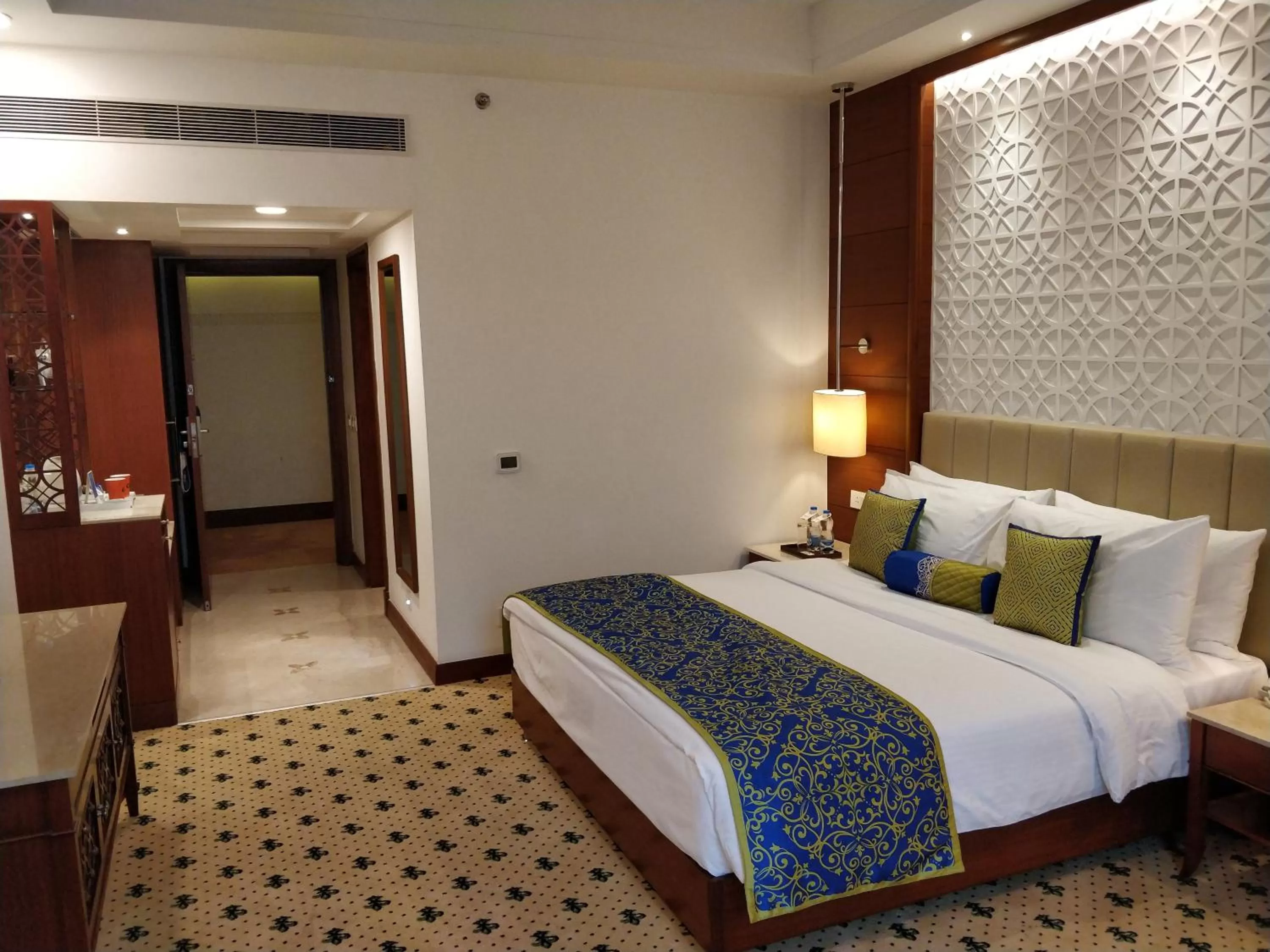 Club Room with 15% discount on spa, laundry and food/beverages - single occupancy in Fortune Park BBD, Lucknow - Member ITC Hotels' Group