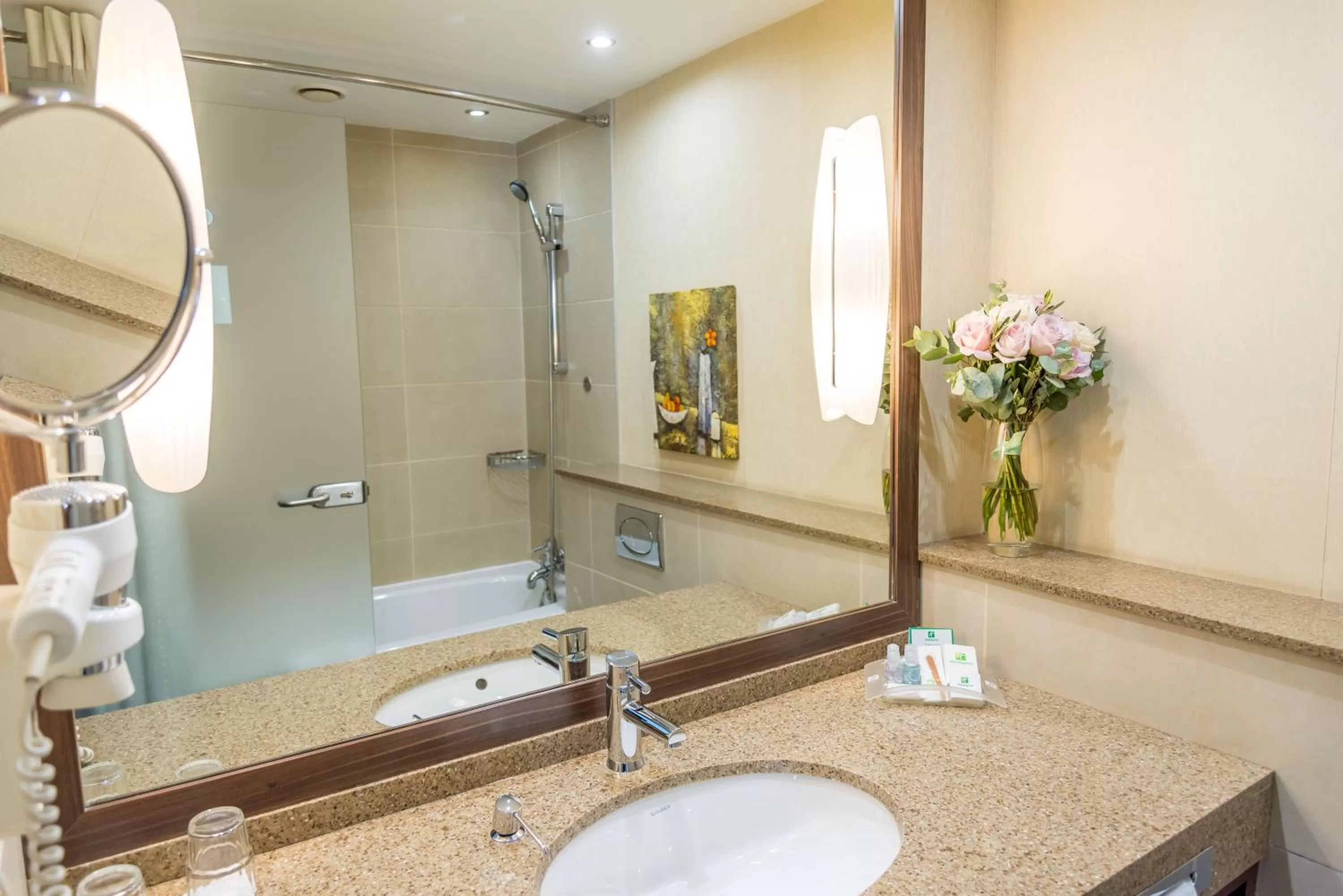 2 Twin Beds Standard with Mountain View in Holiday Inn Almaty by IHG