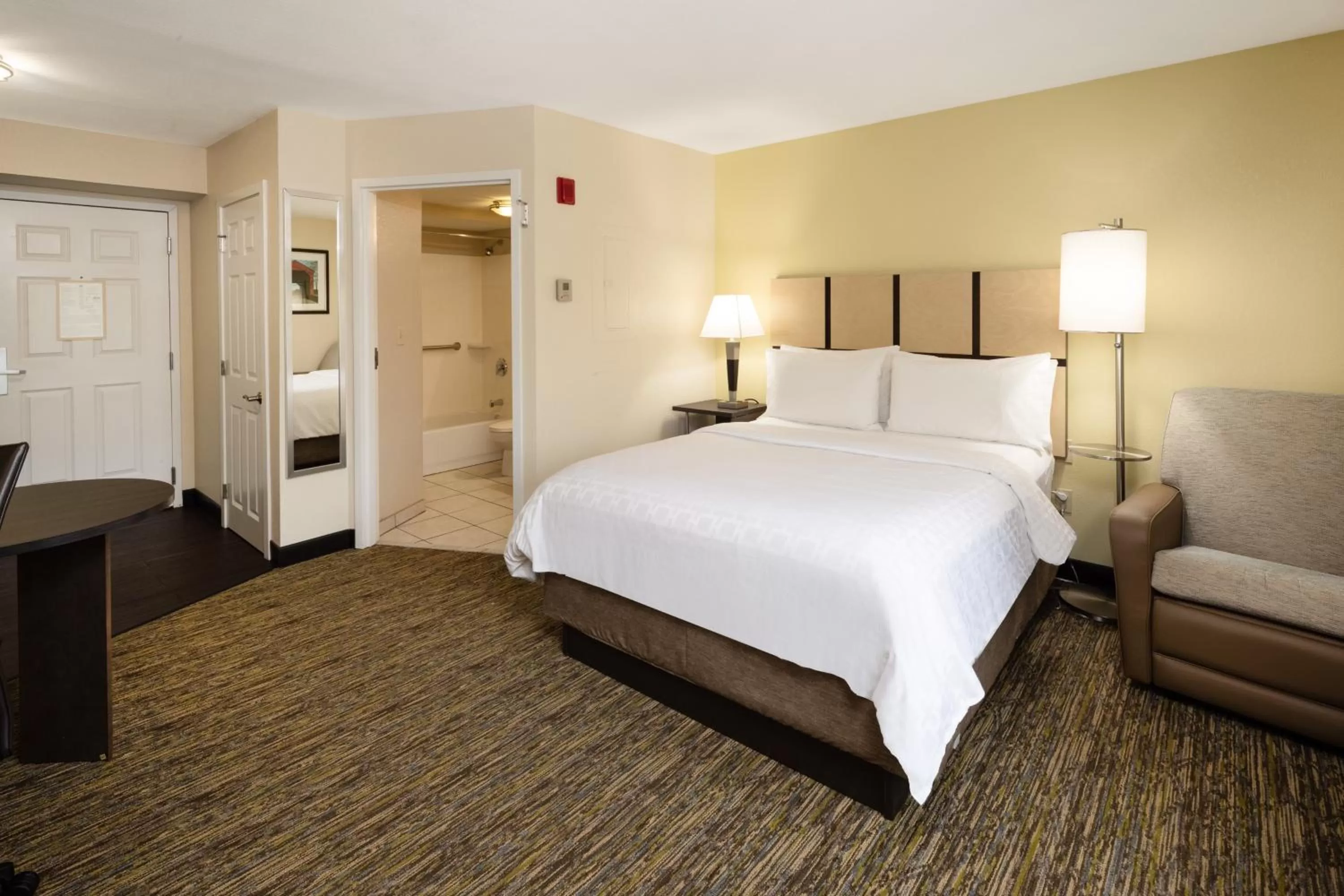 Queen Room with Accessible Transfer Shower - Non-Smoking in Candlewood Suites Windsor Locks by IHG