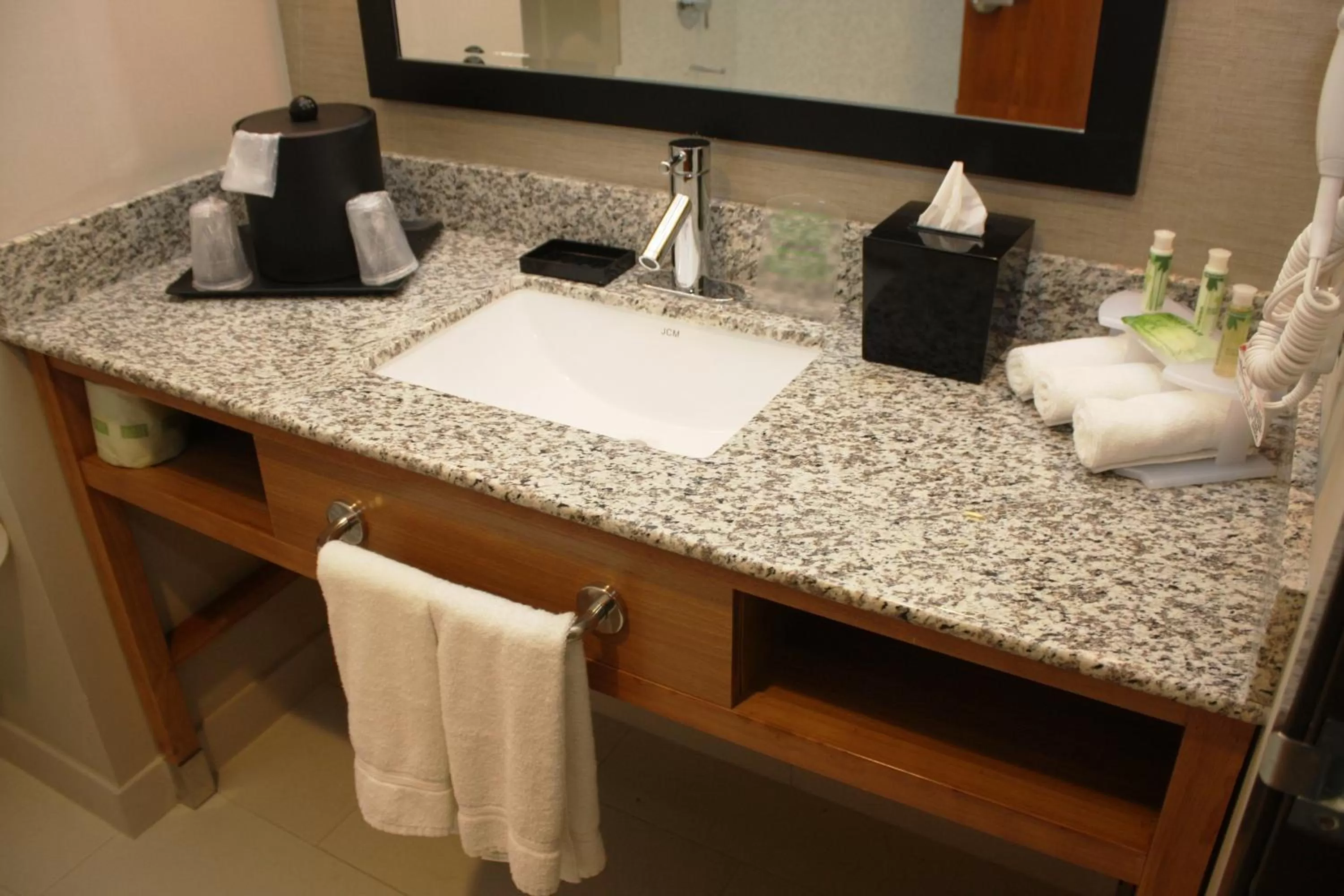 King Room with Mobility Accessible Tub in Holiday Inn Express North Hollywood - Burbank Area, an IHG Hotel