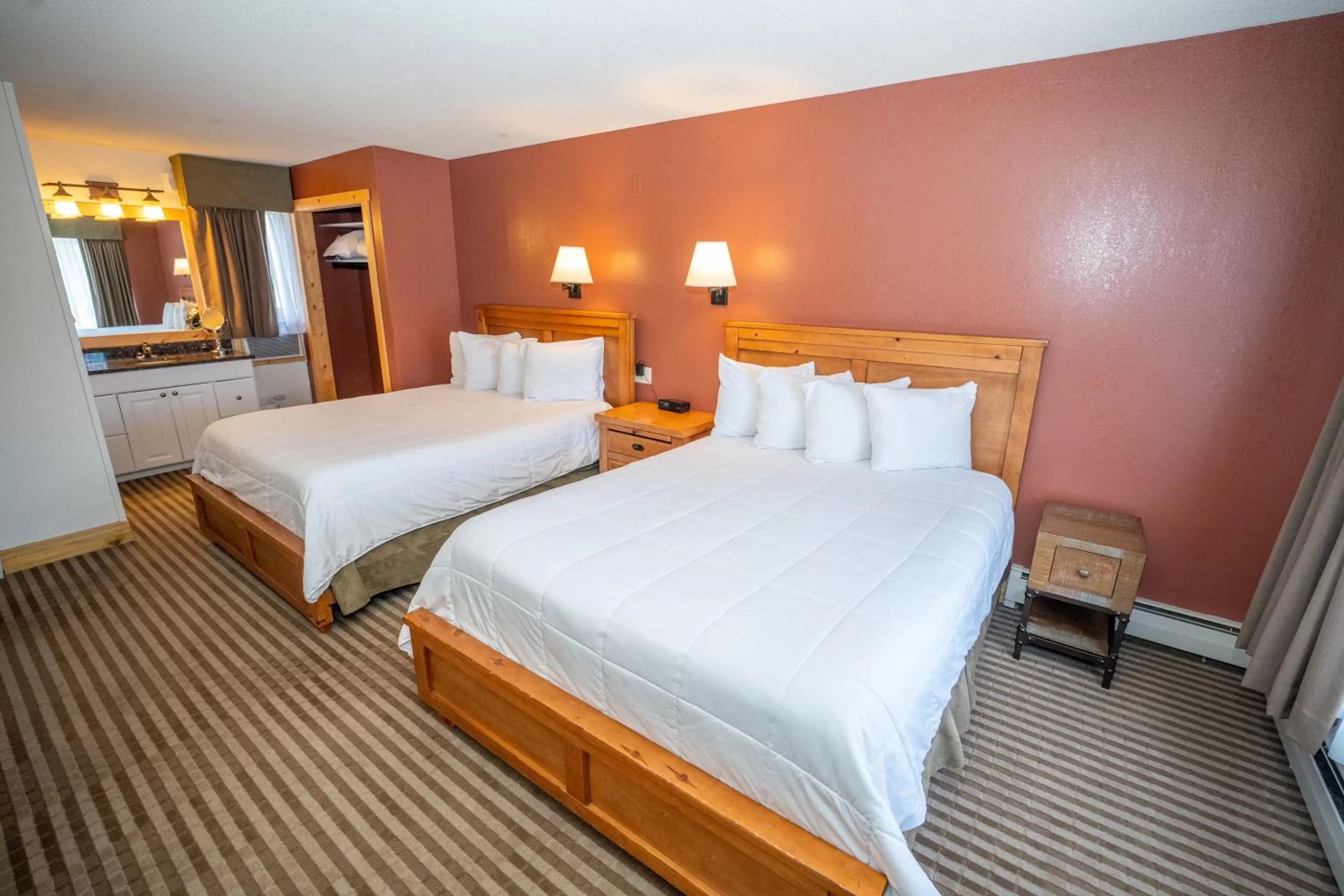 Queen Room with Two Queen Beds - with Kitchen - Non-Pet Friendly in Hotel Estes