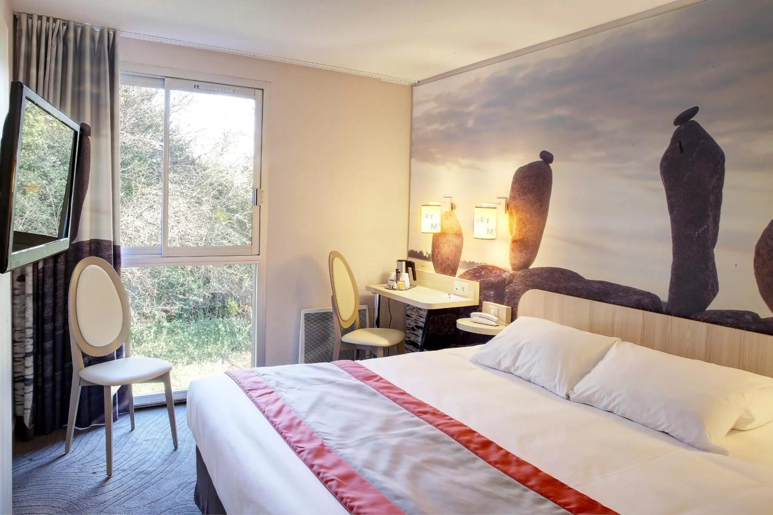 Comfort Queen Room in Best Western Auray le Loch