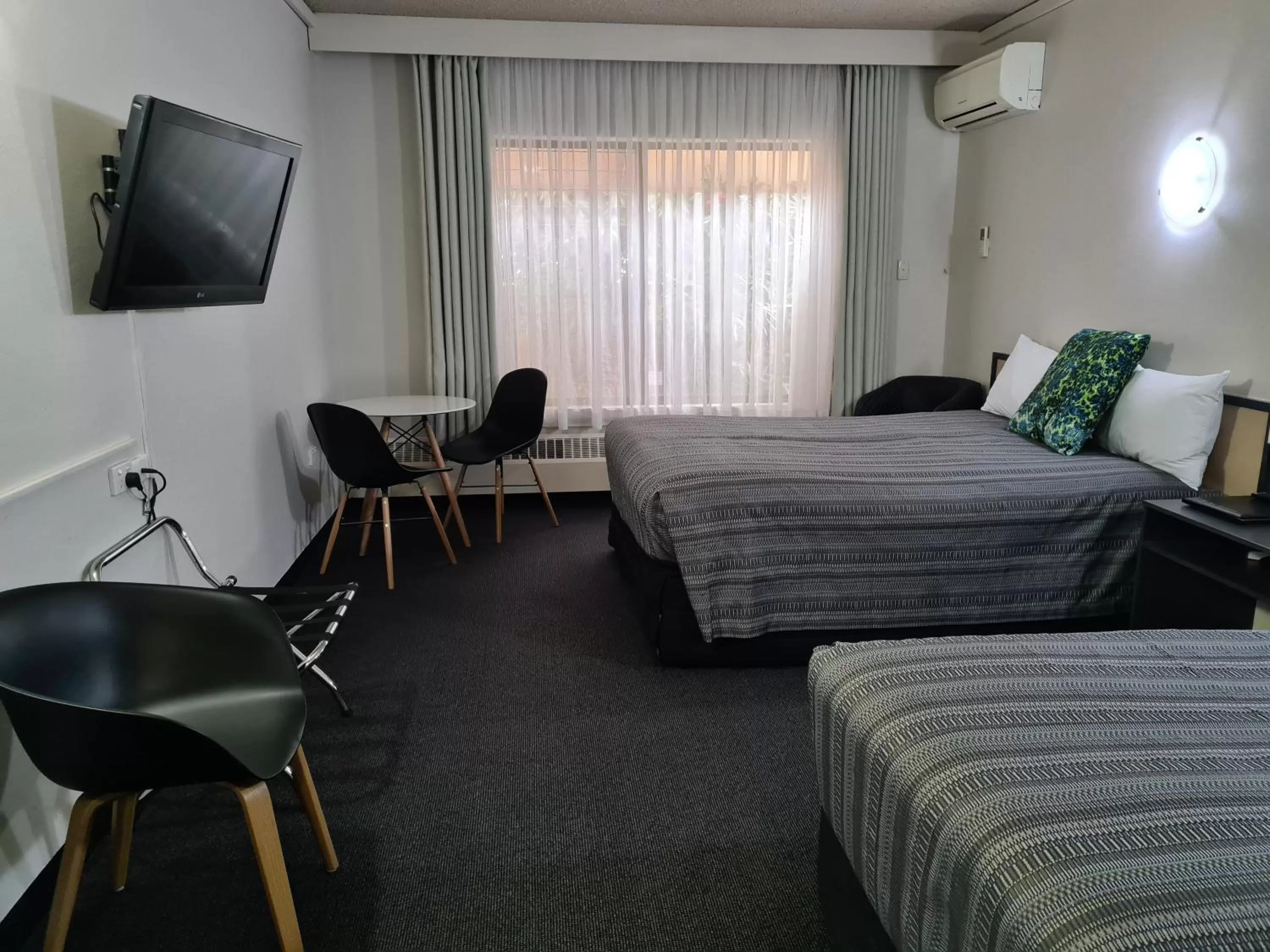 Economy Two-Bedroom Apartment in Belconnen Way Hotel & Serviced Apartments