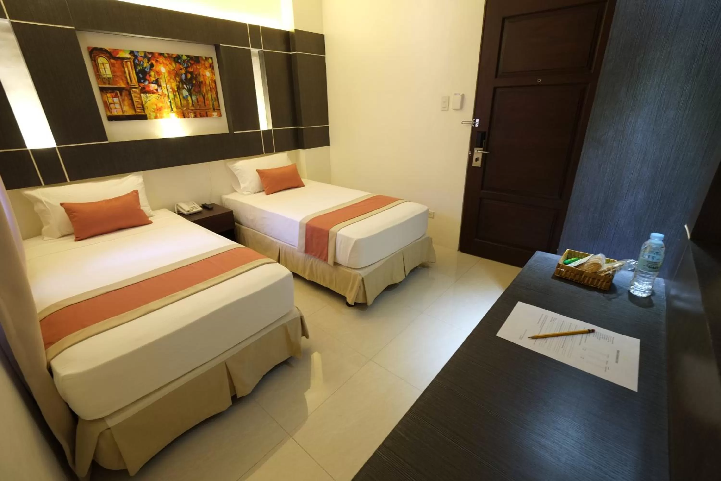 Deluxe Double Room in Southpole Central Hotel