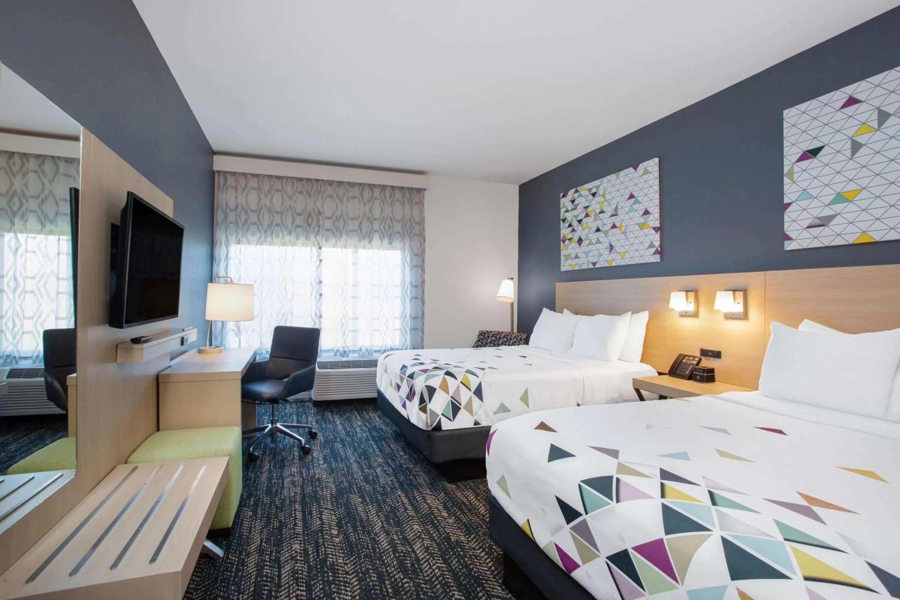 Queen Room with Two Queen Beds - Non-Smoking in La Quinta Inn & Suites by Wyndham Manassas, VA- Dulles Airport