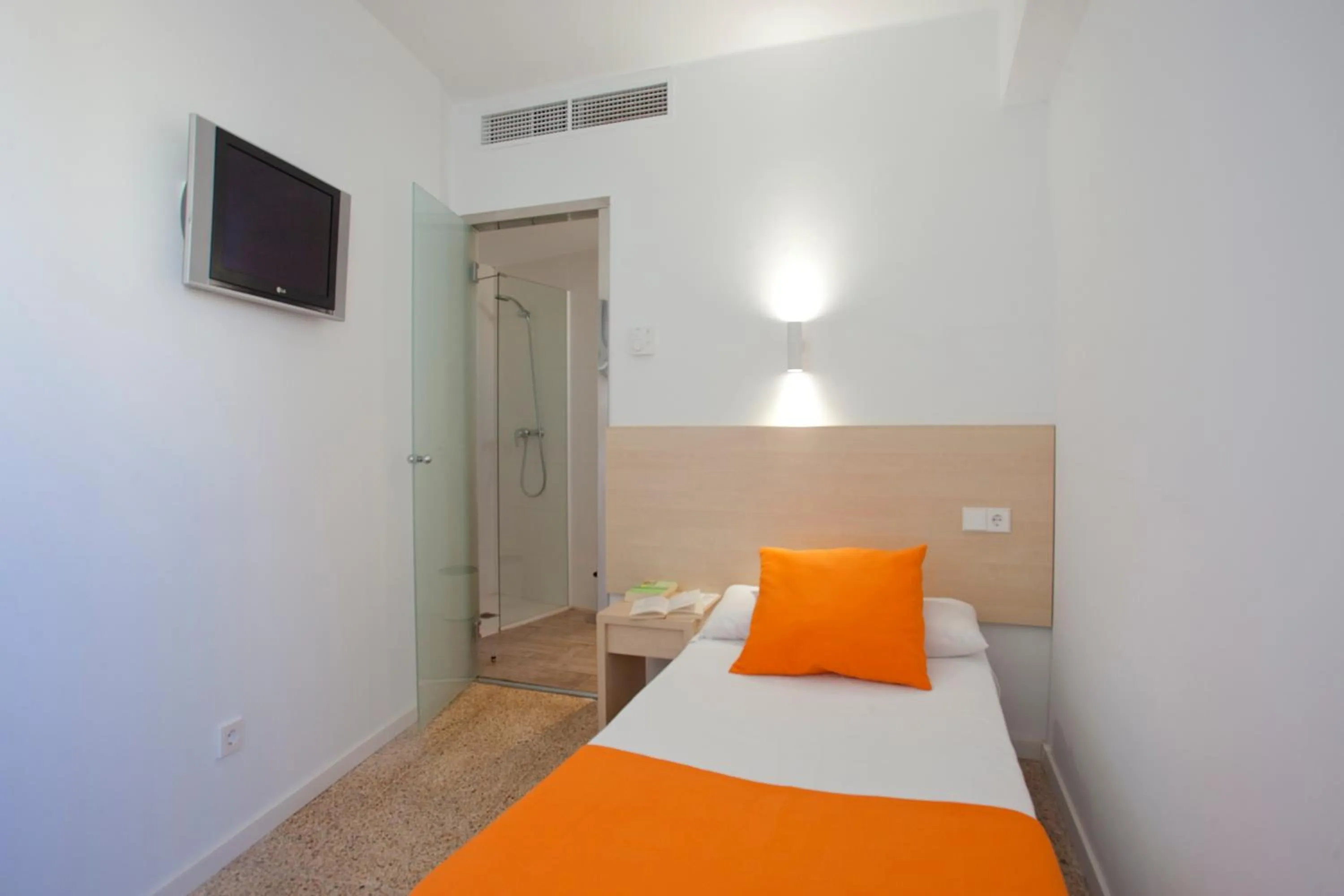 Single Room in Mix Peru Playa