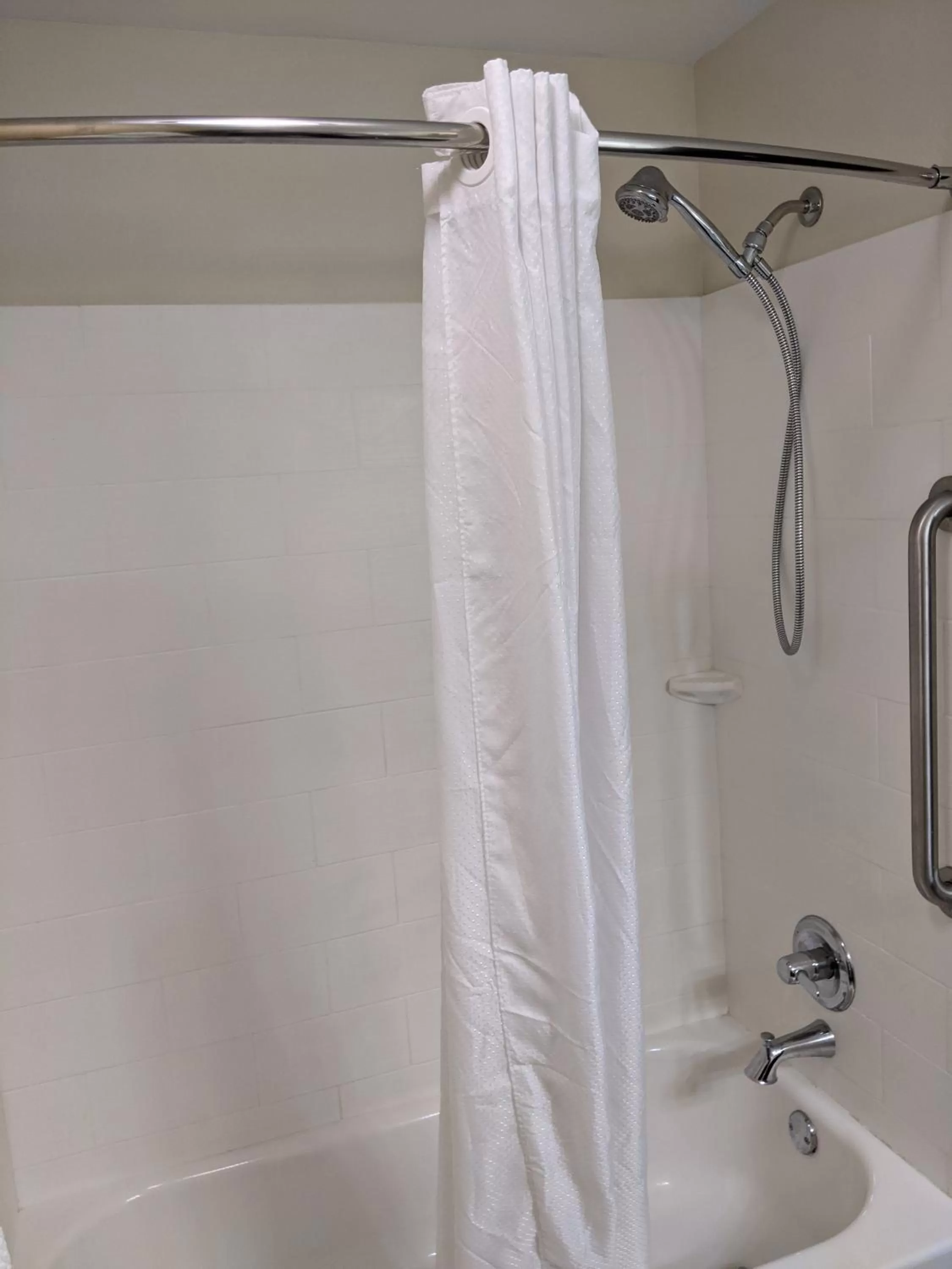 Queen Suite with Two Queen Beds in MainStay Suites Cartersville