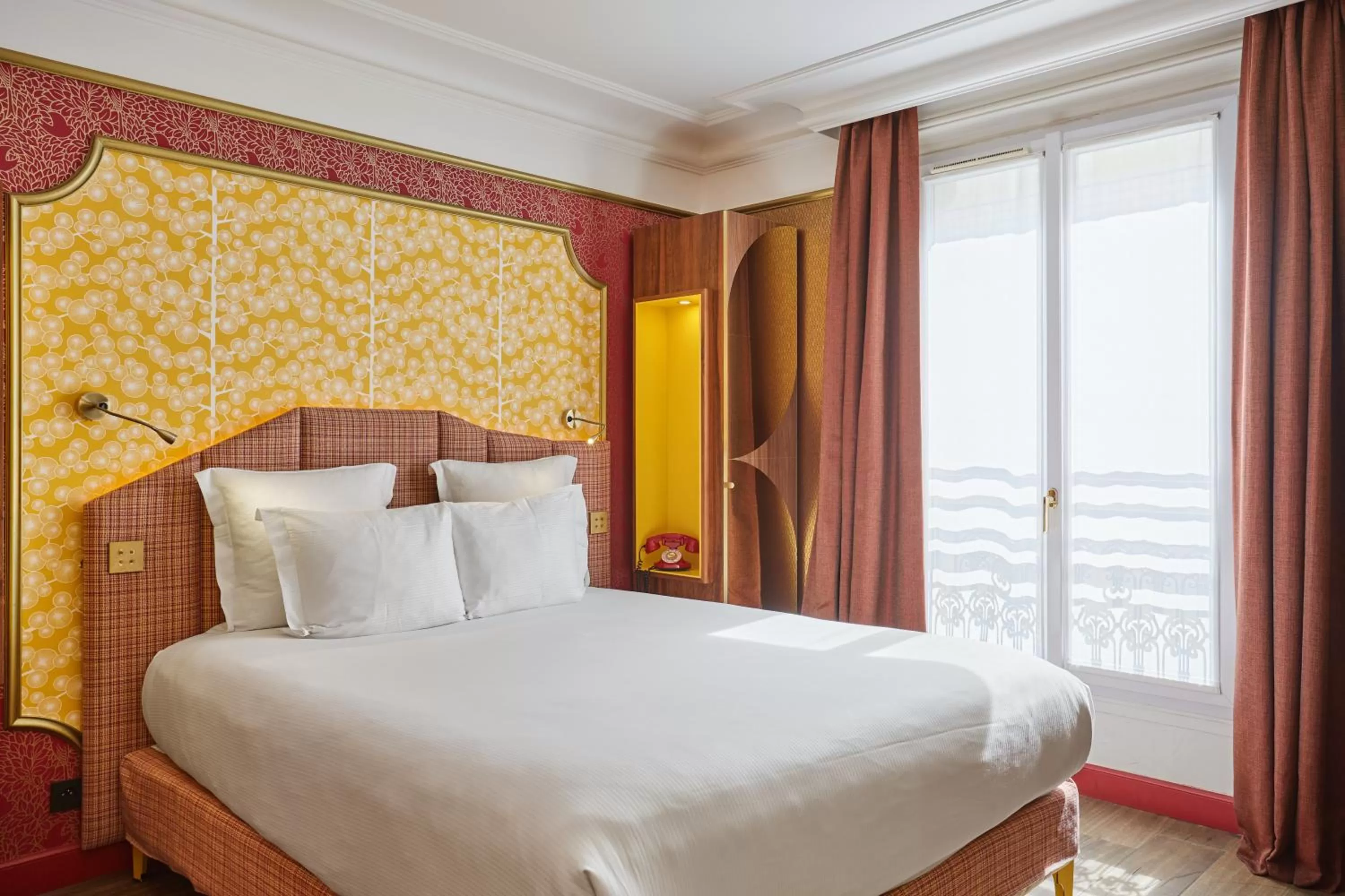 Deluxe Double or Twin Room "Light my Fire" in Idol Hotel