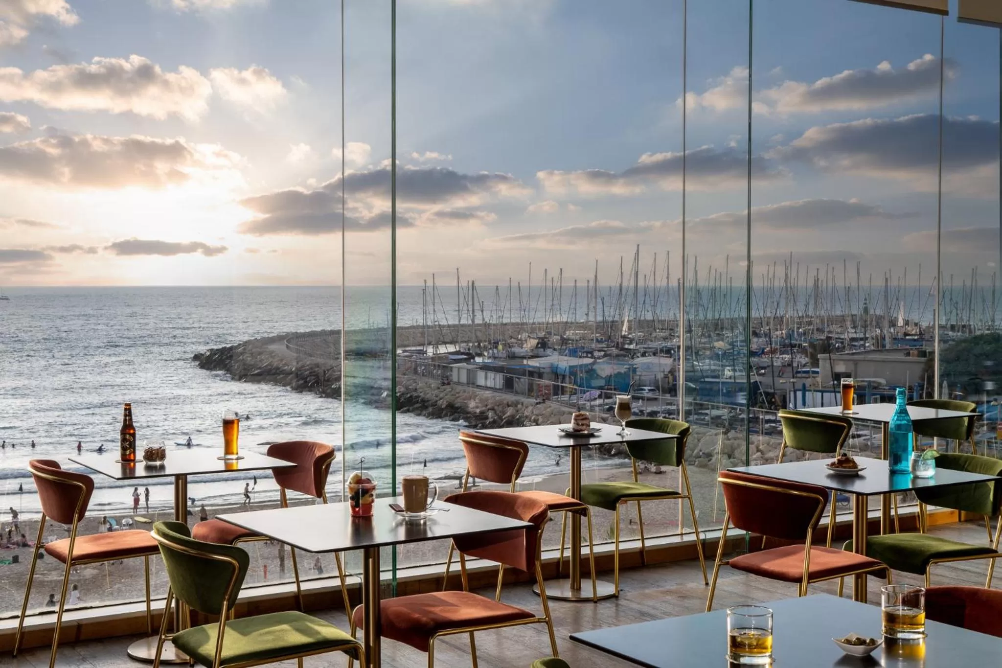 Crowne Plaza Tel Aviv Beach by IHG