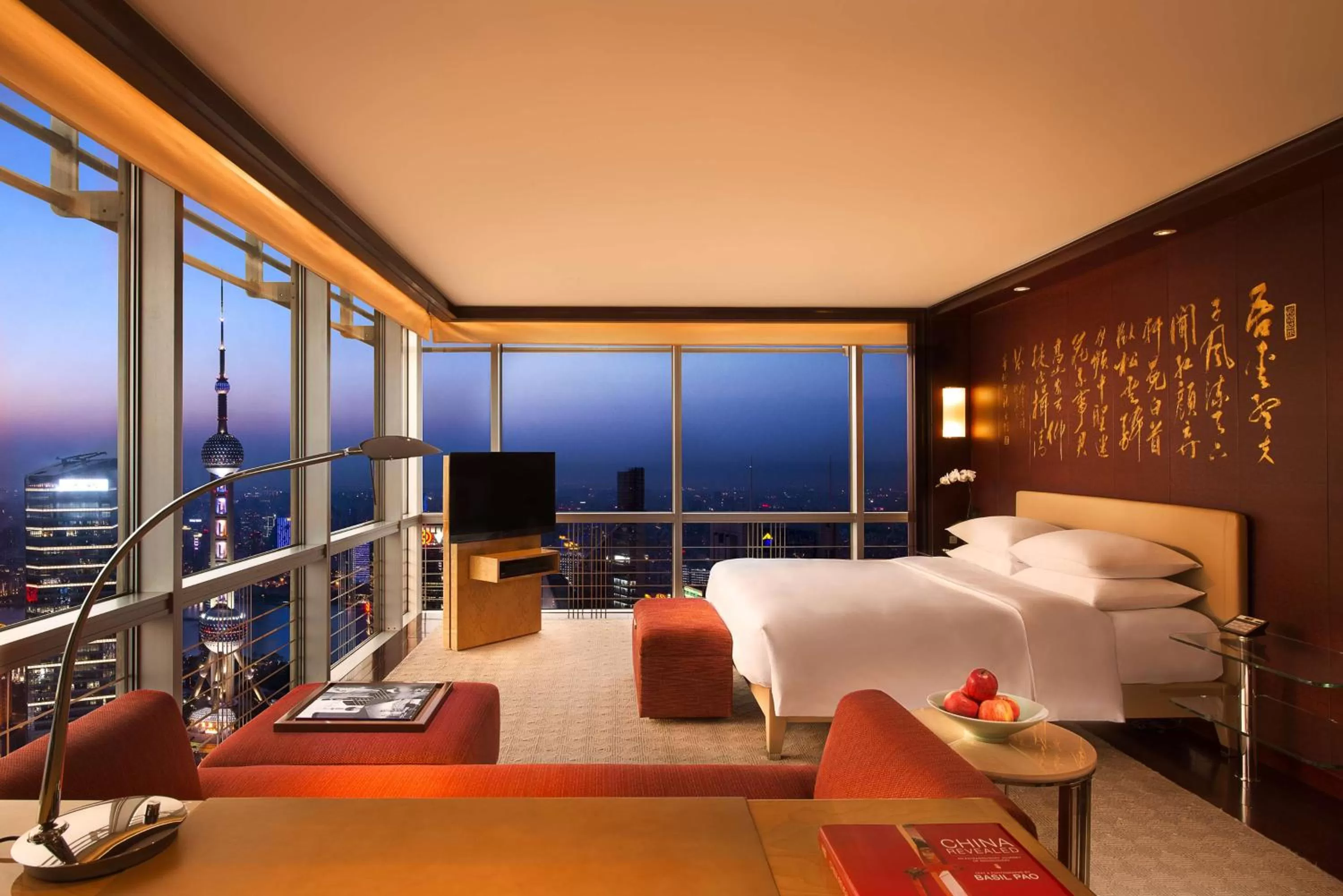 Deluxe King Room with River View - single occupancy in Grand Hyatt Shanghai