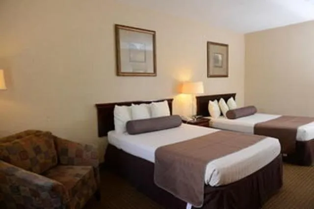 Double Room - Disability Access in Americas Best Value Inn - Tunica Resort