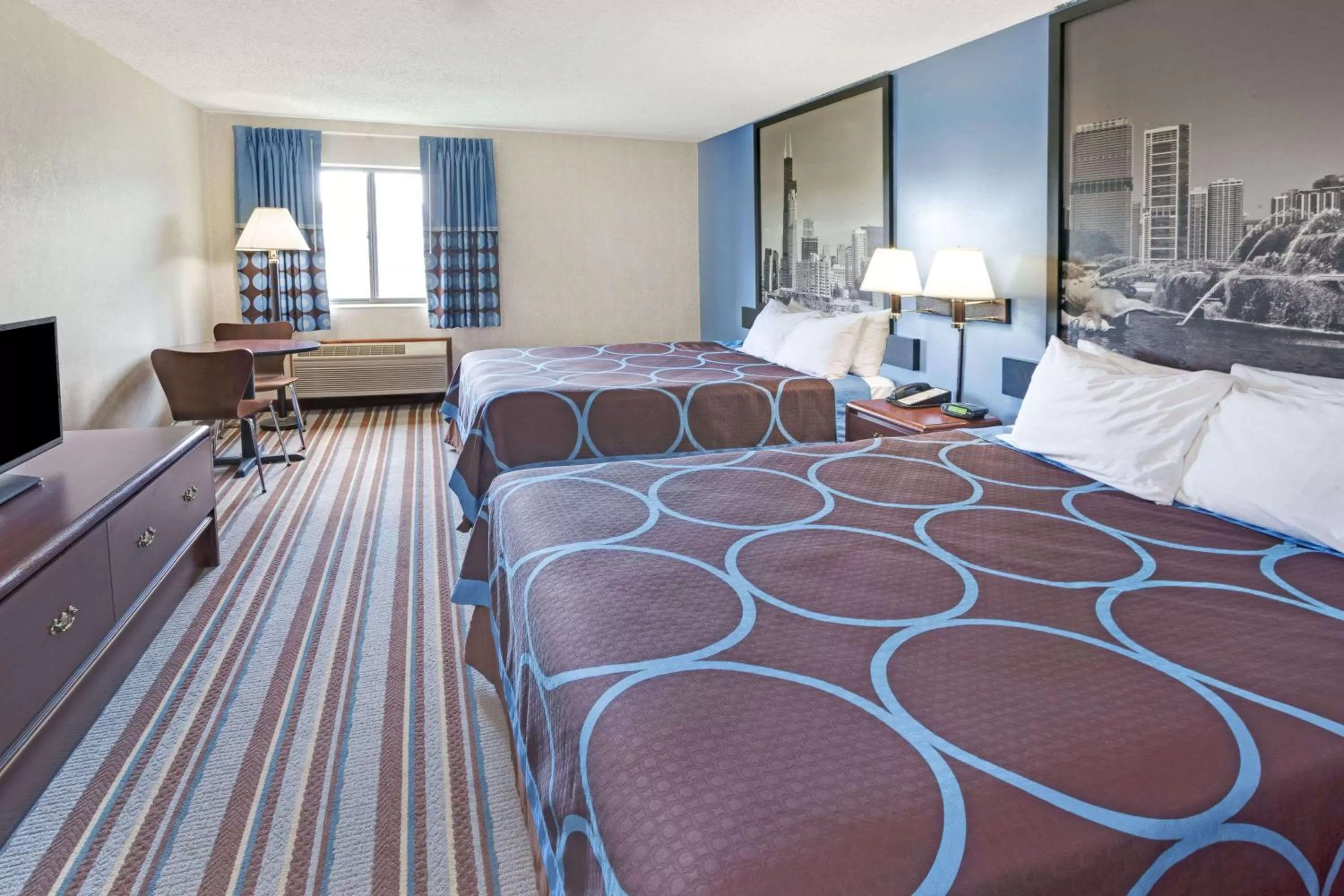 Queen Room with Two Queen Beds - Non-Smoking in Super 8 by Wyndham Monee I-57