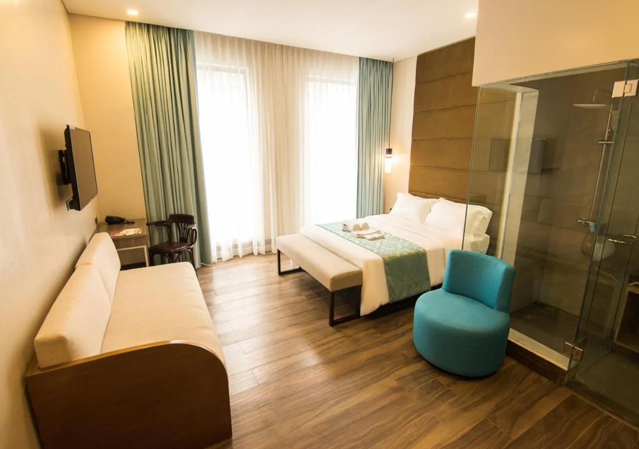 Deluxe Double Room in Goldberry Lite Hotel
