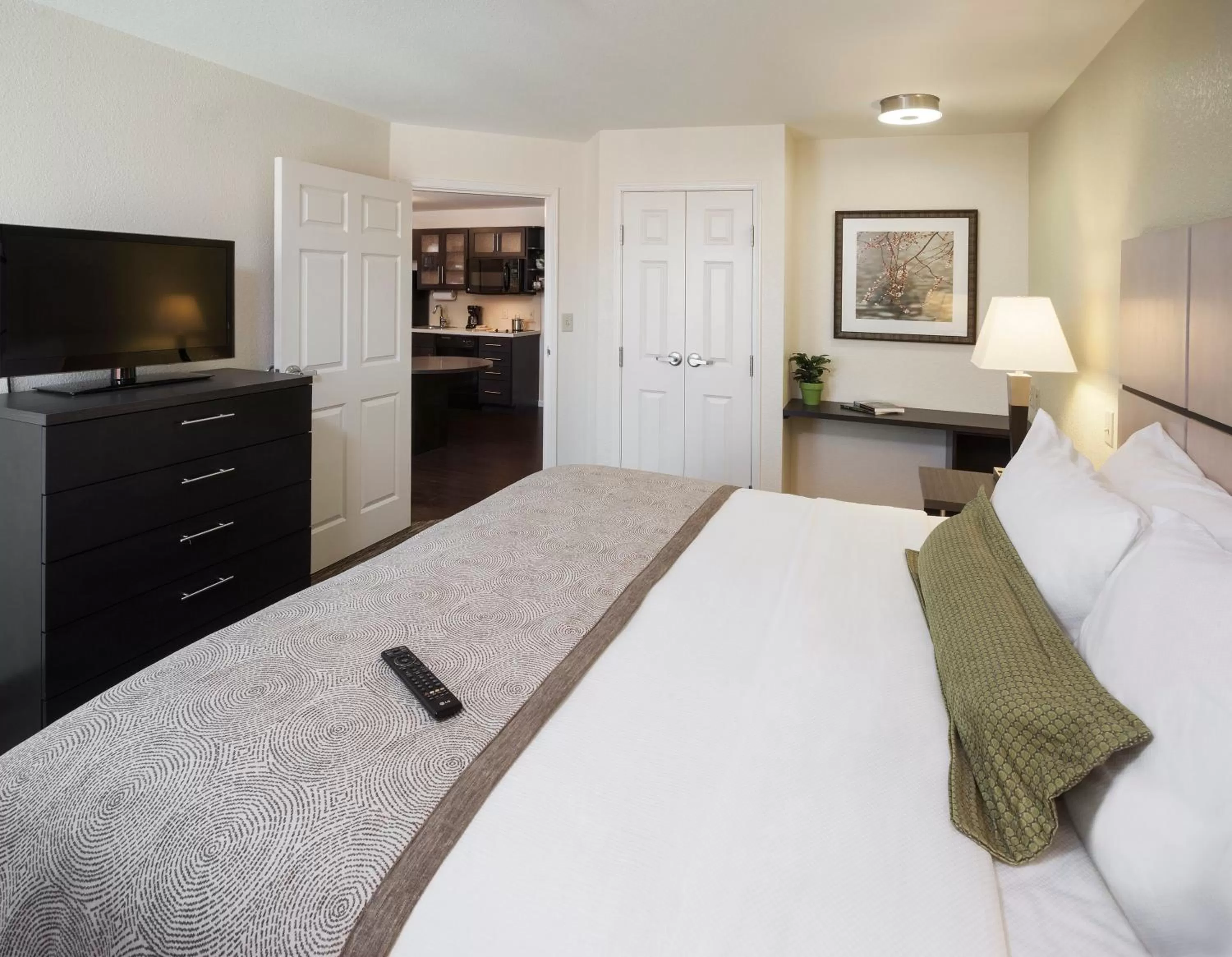 One-Bedroom King Suite in Candlewood Suites Denver North - Thornton by IHG