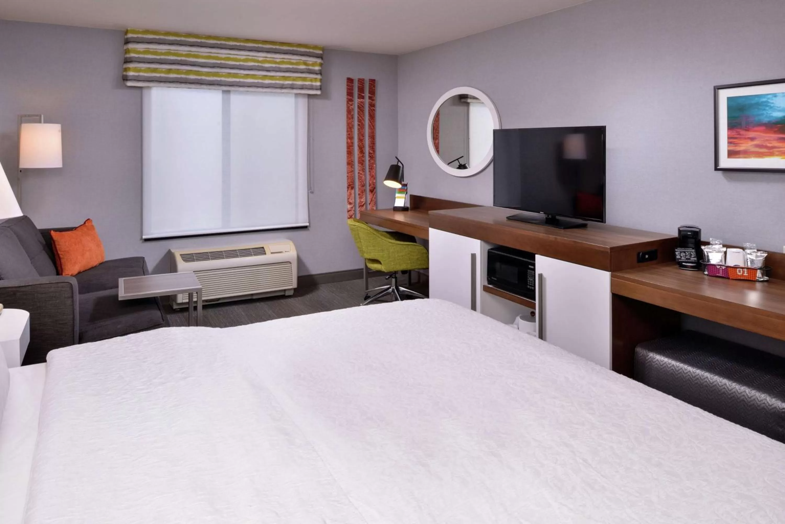 King Room with King Bed - Non-Smoking in Hampton Inn & Suites Carson City