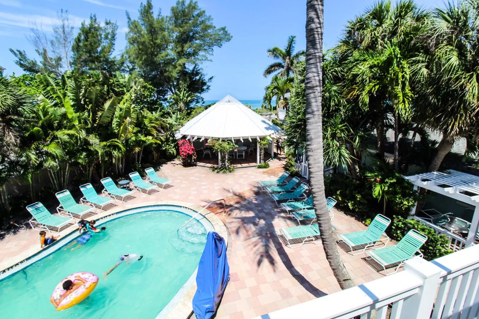 Tropic Isle At Anna Maria Island Inn