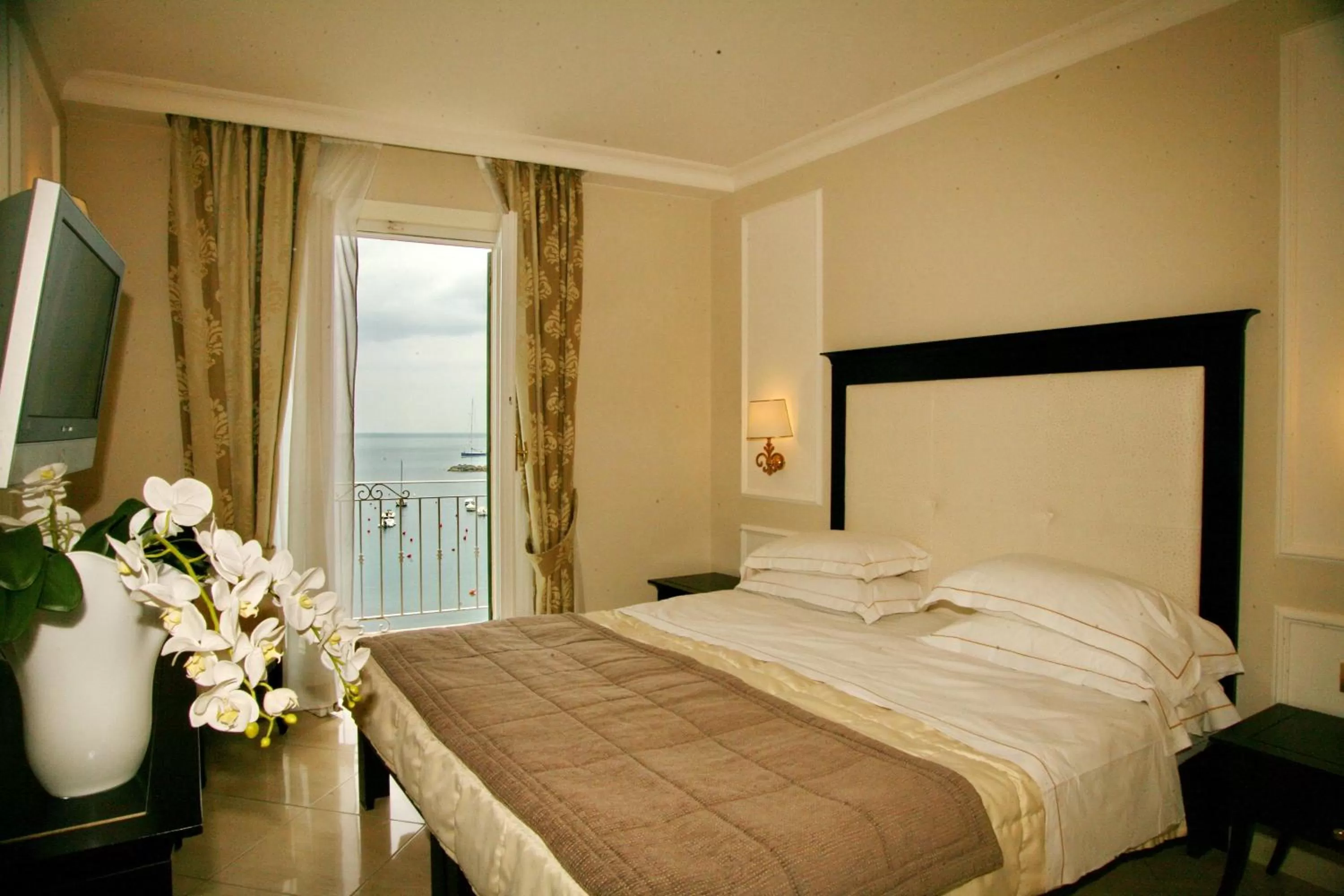 Superior Double with Sea View in Hotel Miramare & Spa