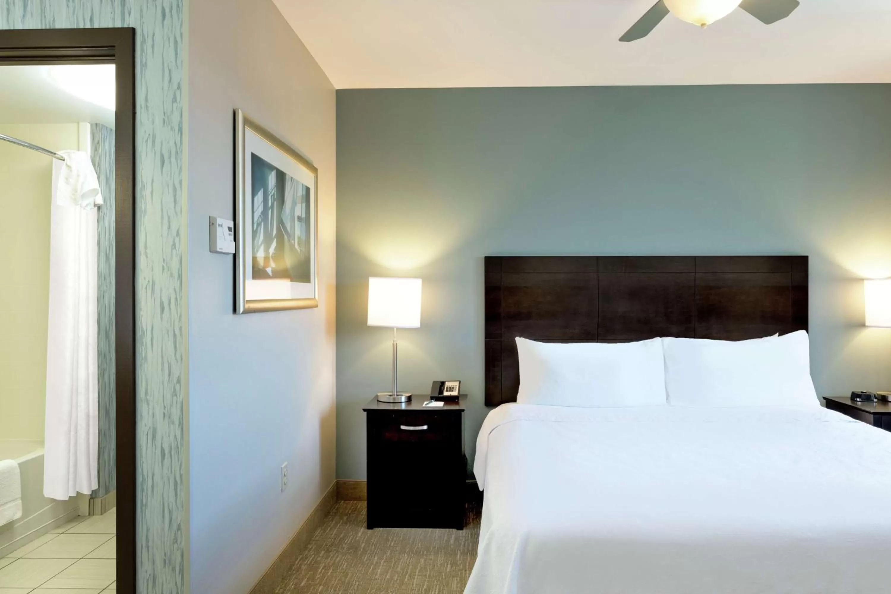 King Suite with Roll-In Shower - Mobility and Hearing Access/Non-Smoking in Homewood Suites Port Saint Lucie-Tradition