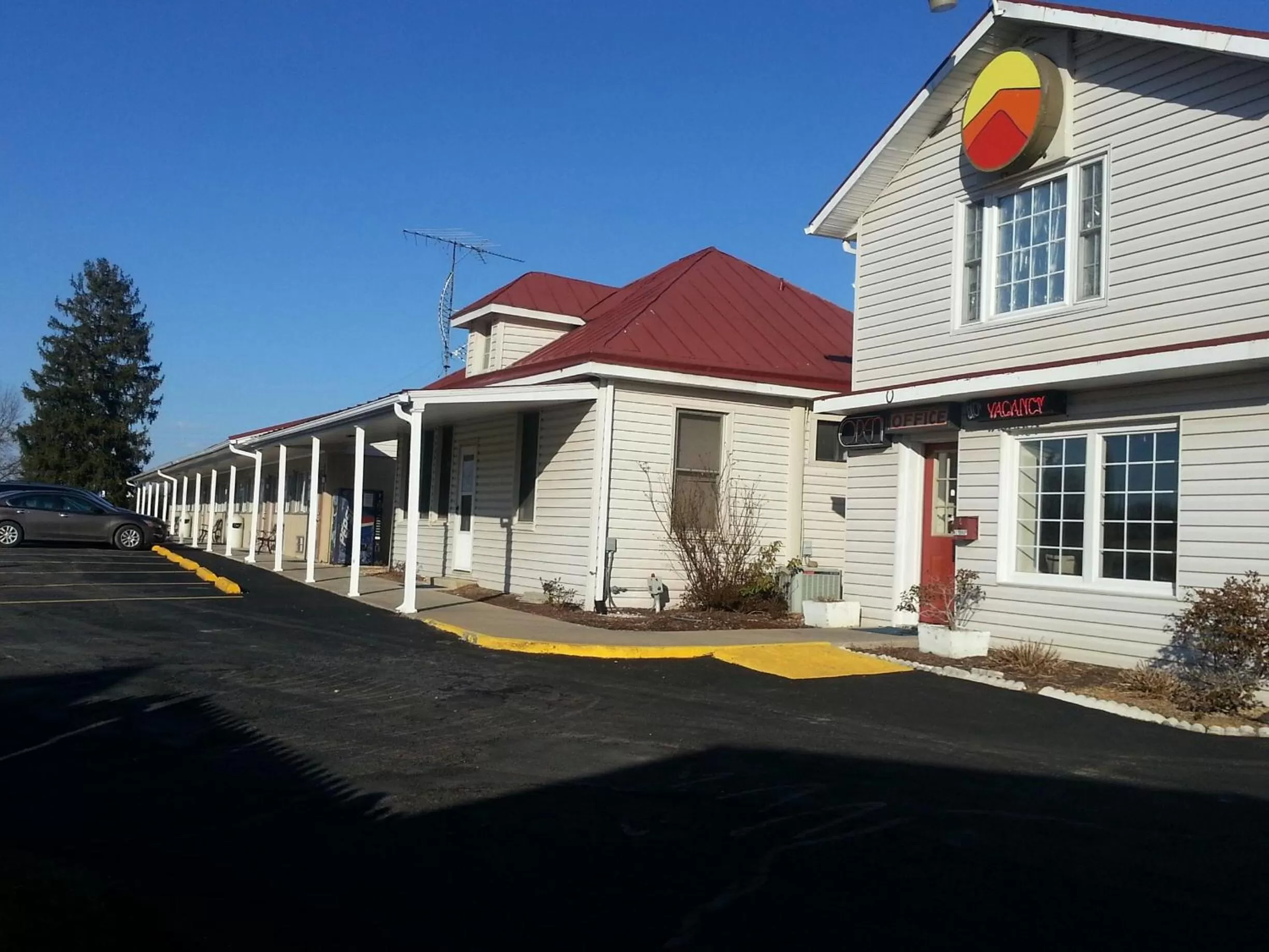 Budget Inn By OYO Natural Bridge I-81