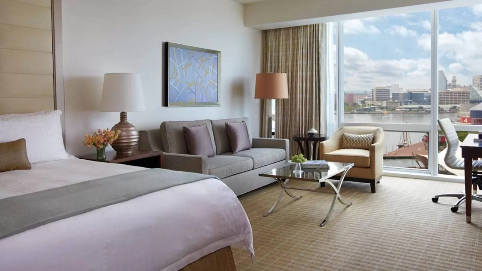 Double Room with Two Double Beds and Harbor View - Disability Access in Four Seasons Baltimore