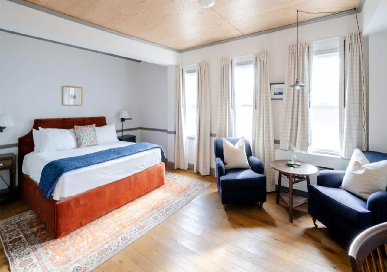 The Manor King in Wylder Windham