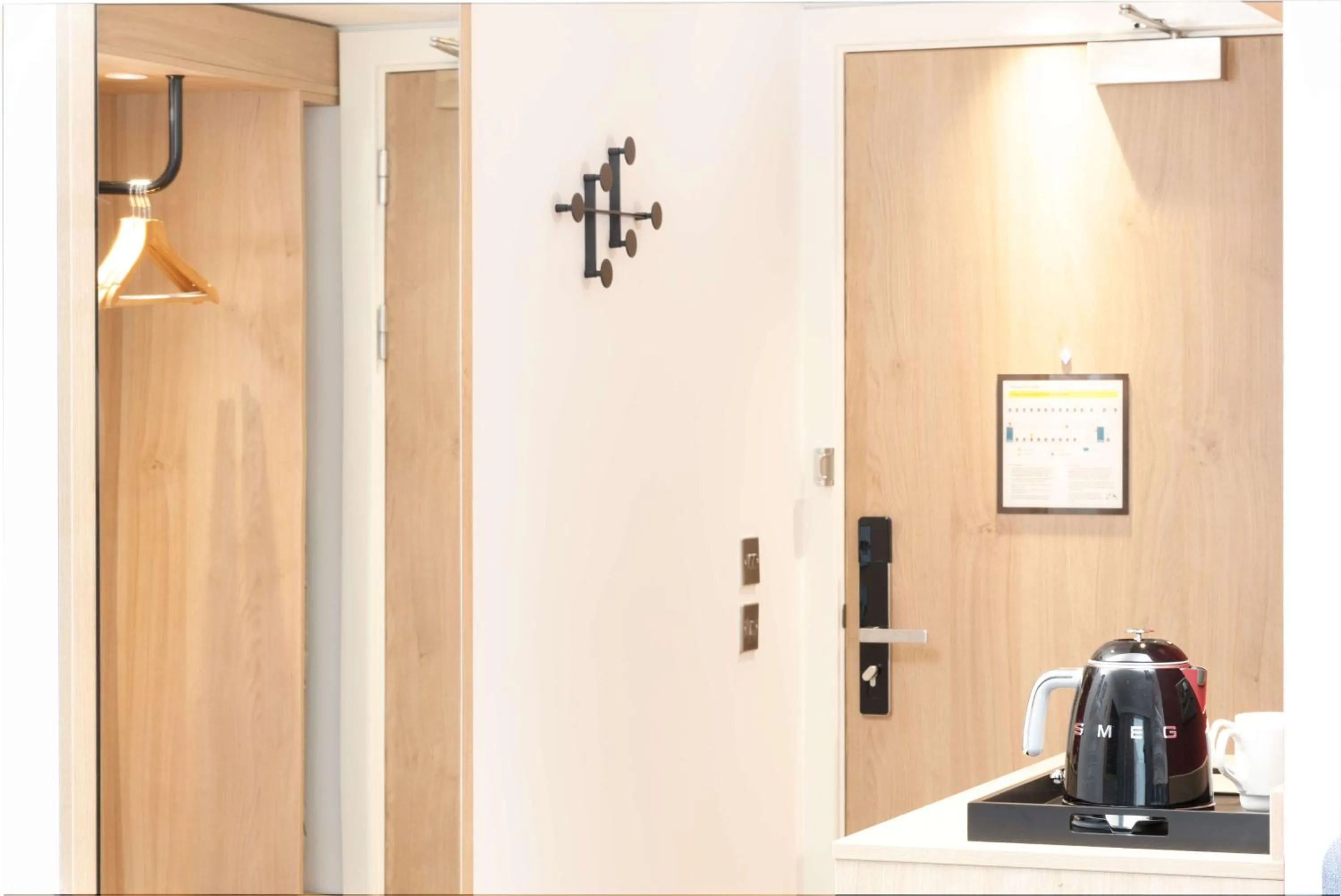 Super King Room in Hampton By Hilton Rochdale