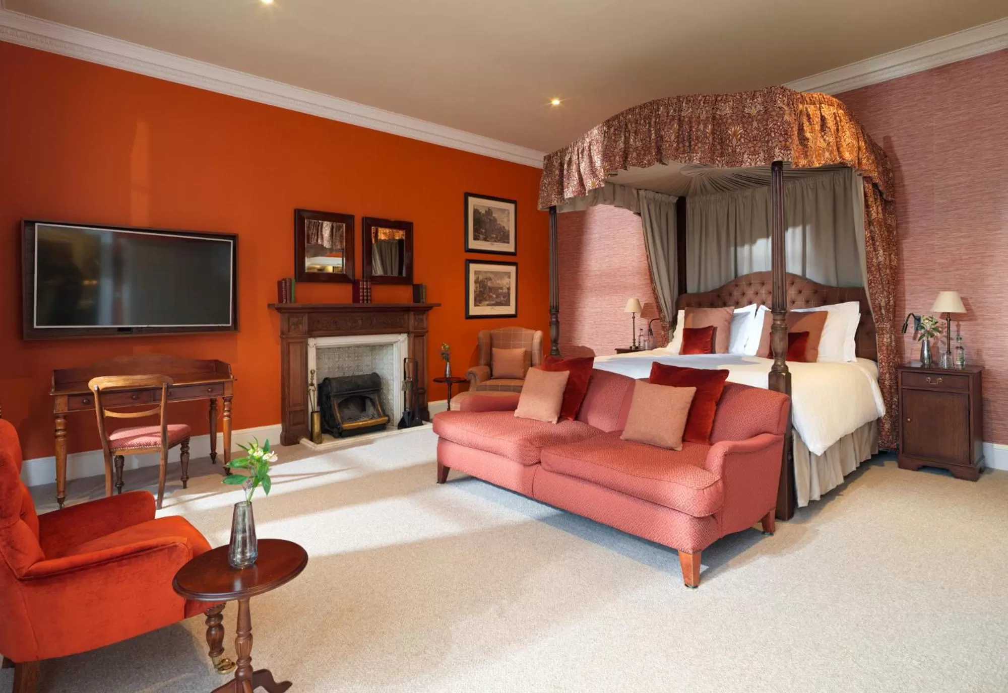 Castle Suite with Balcony in SCHLOSS Roxburghe, part of Destination by Hyatt