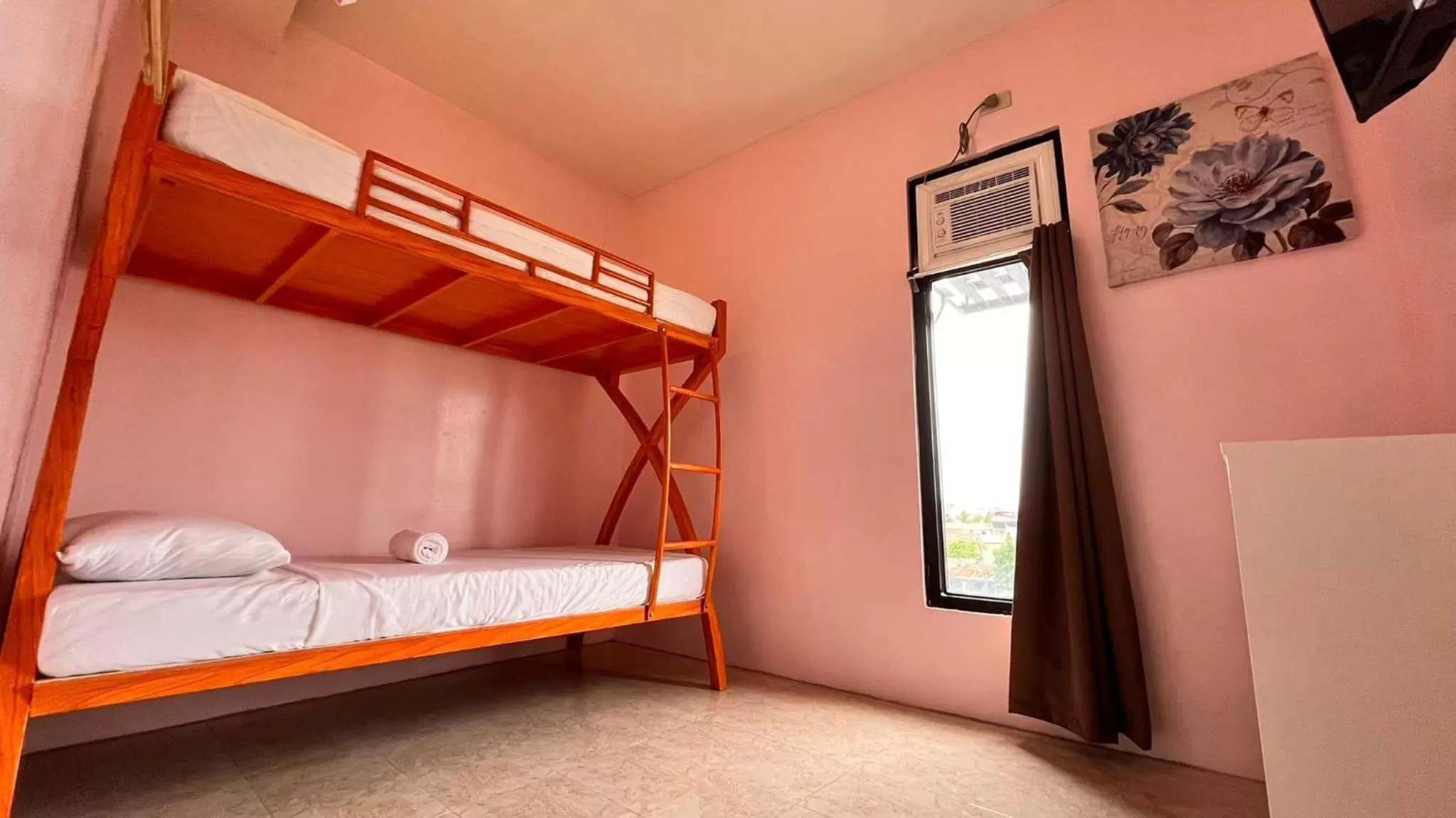 Mixed Dormitory Room in La Choeben Suites