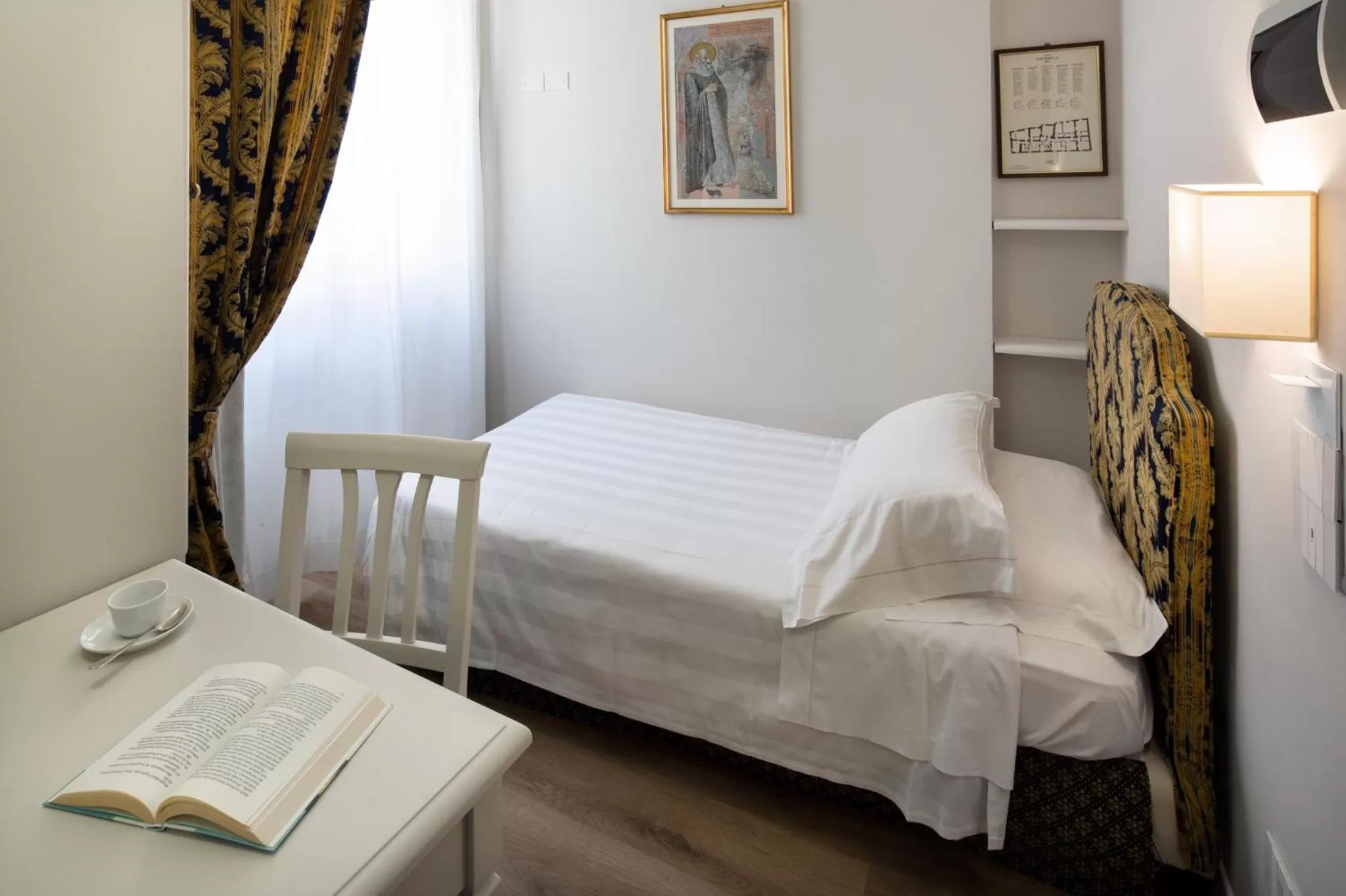 Classic Single Room in Hotel Fontebella