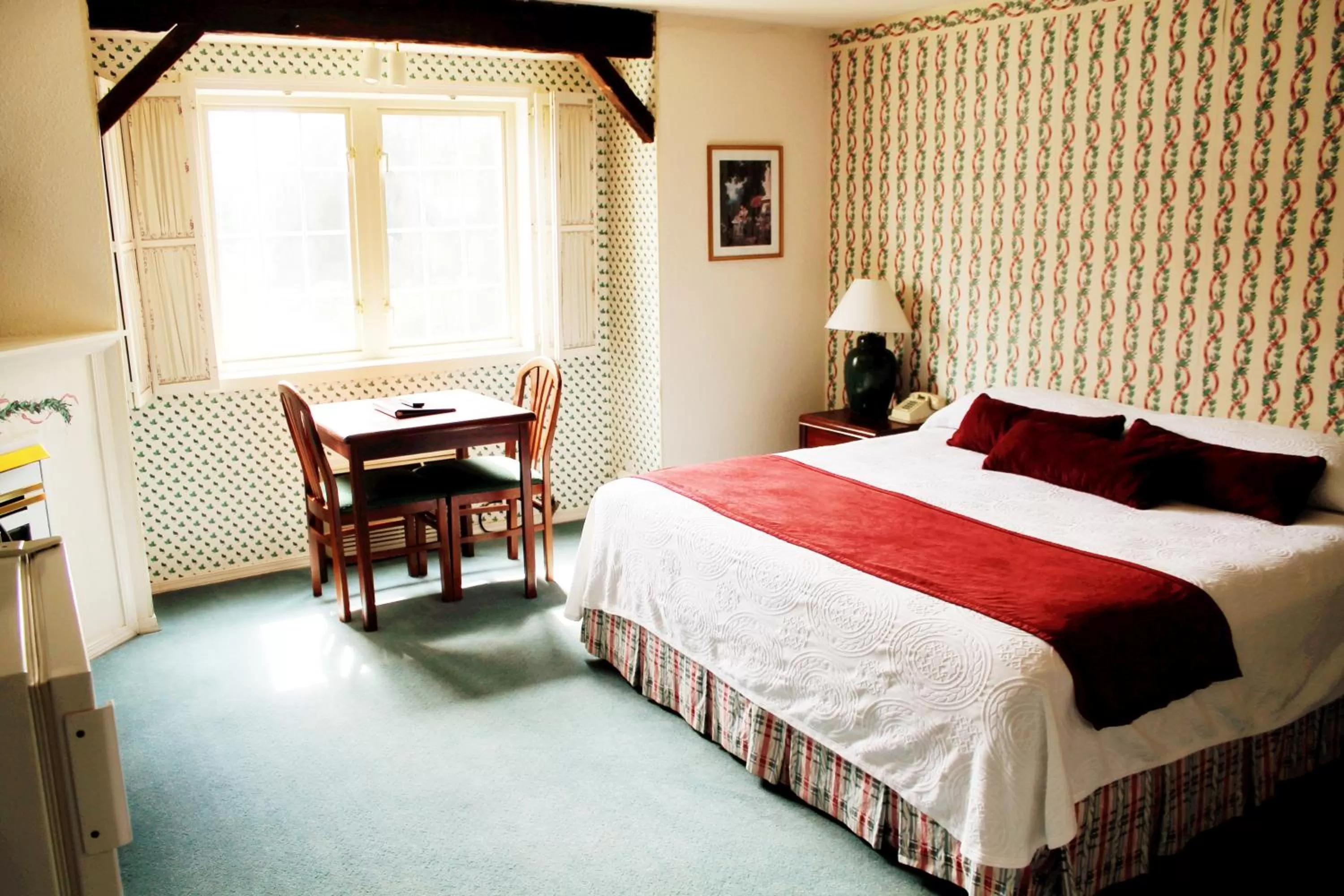 King Suite in Auld Holland Inn