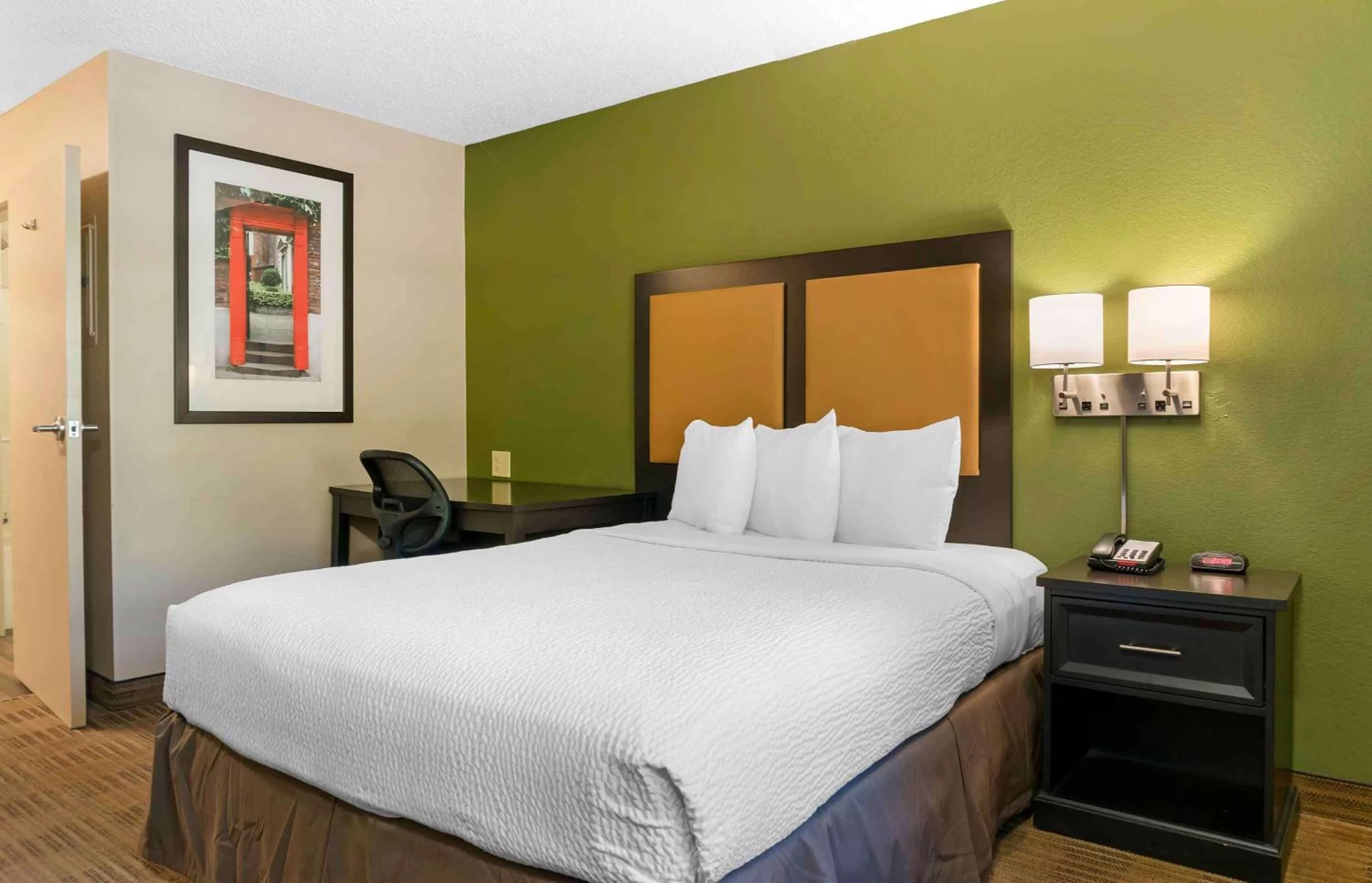 Queen Studio - Non-Smoking in Extended Stay America Suites - Detroit - Canton