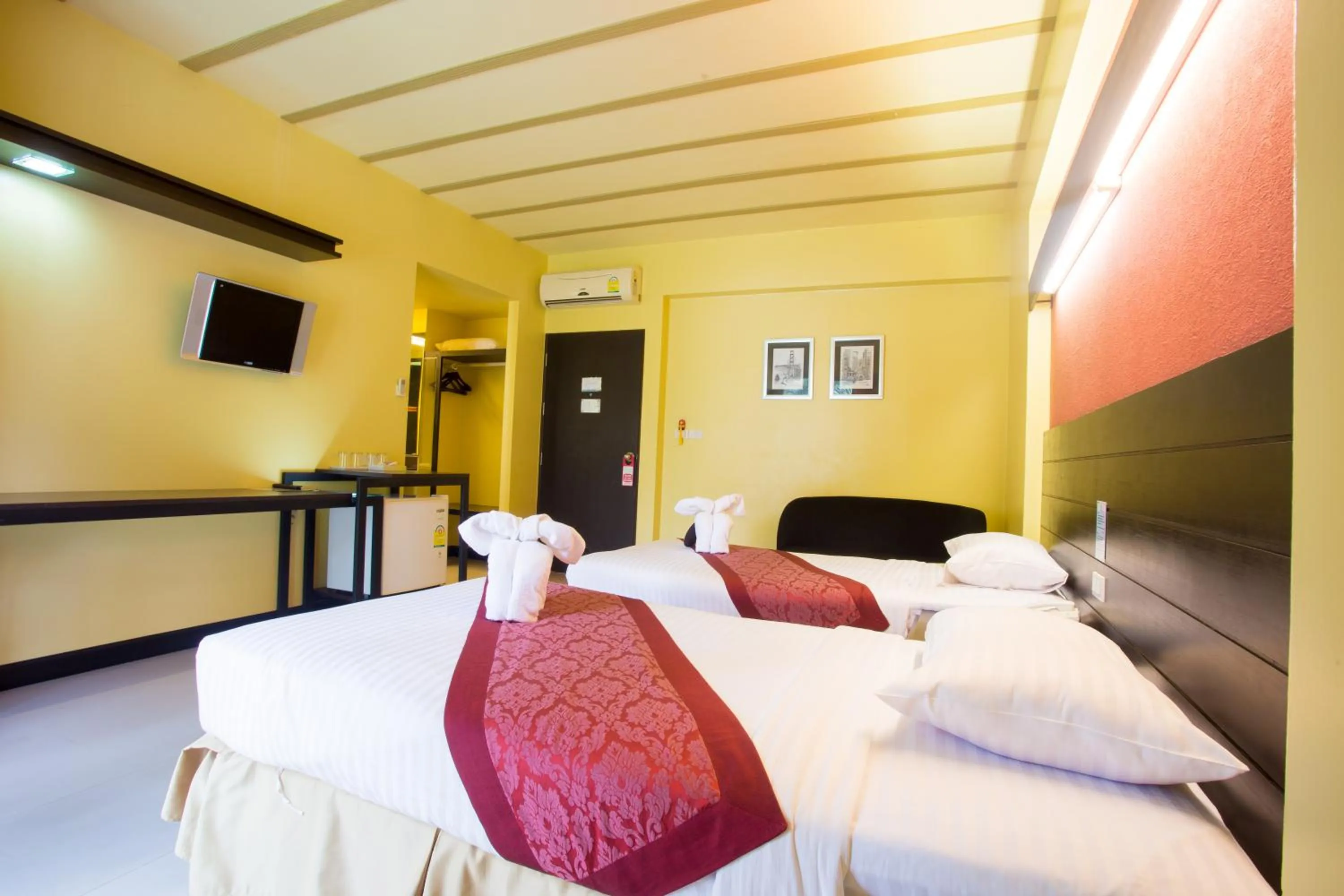 Superior Room with Mountain View in Brookside Valley Resort