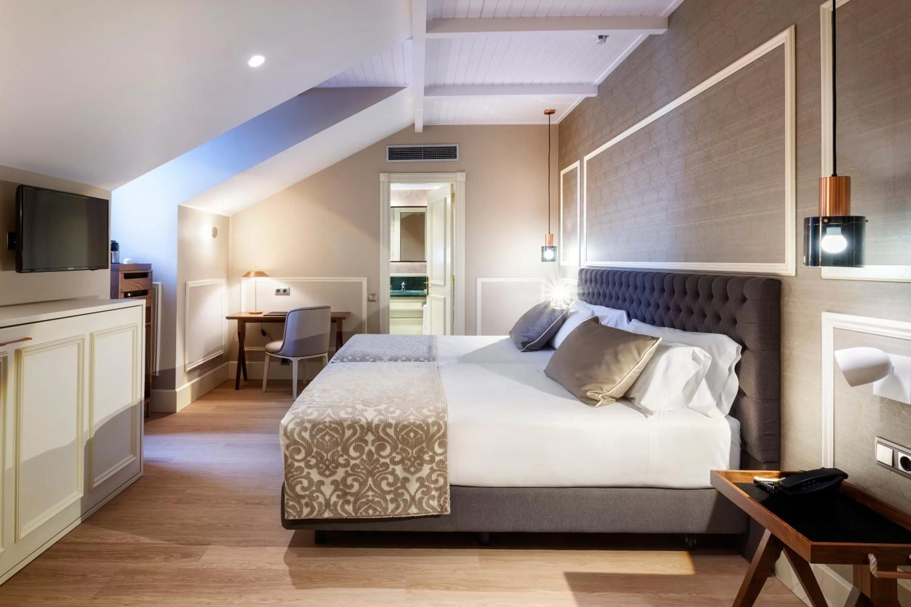 Catalonia Las Cortes