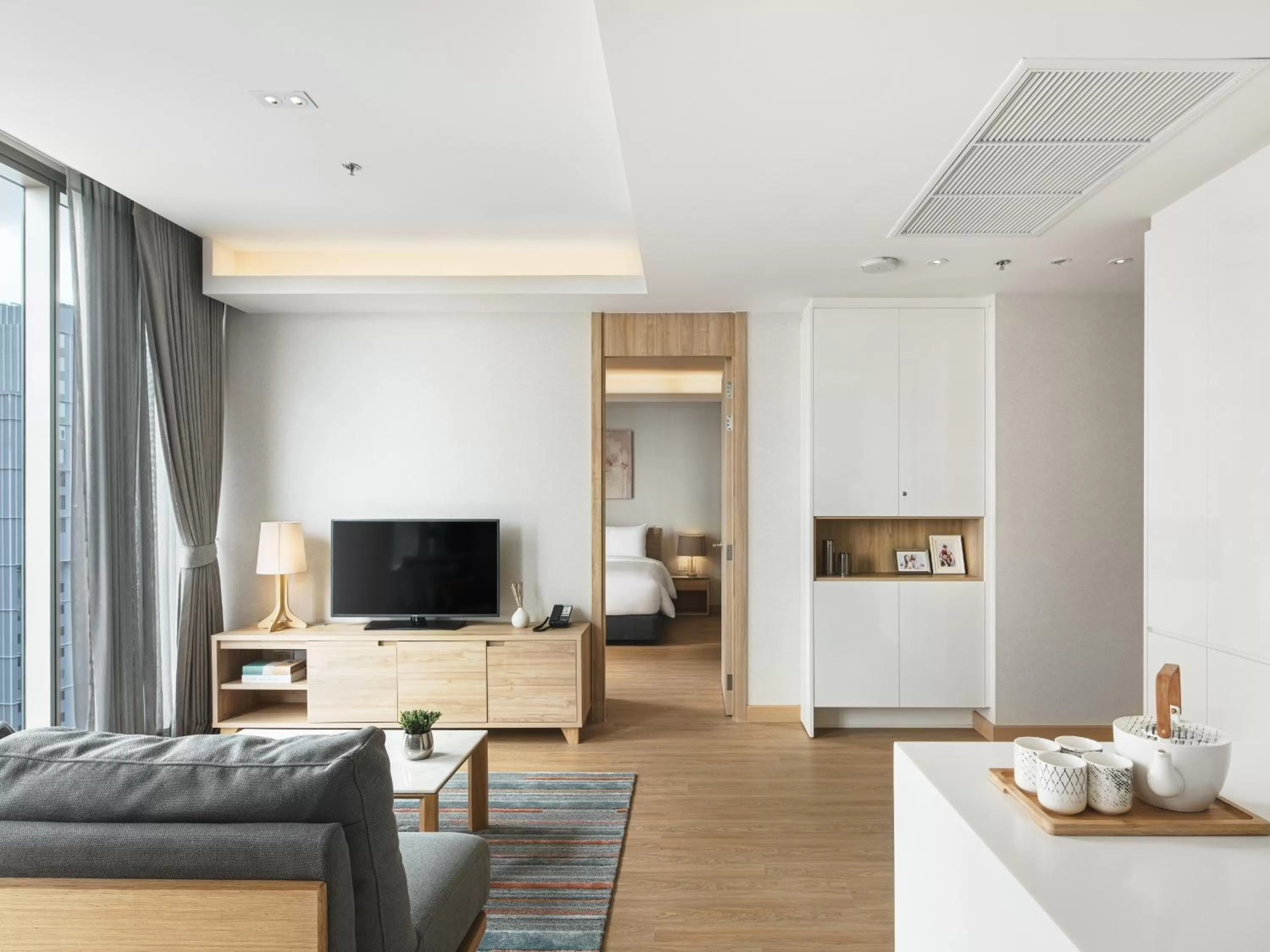 Superior One-Bedroom Apartment in Oakwood Suites Bangkok