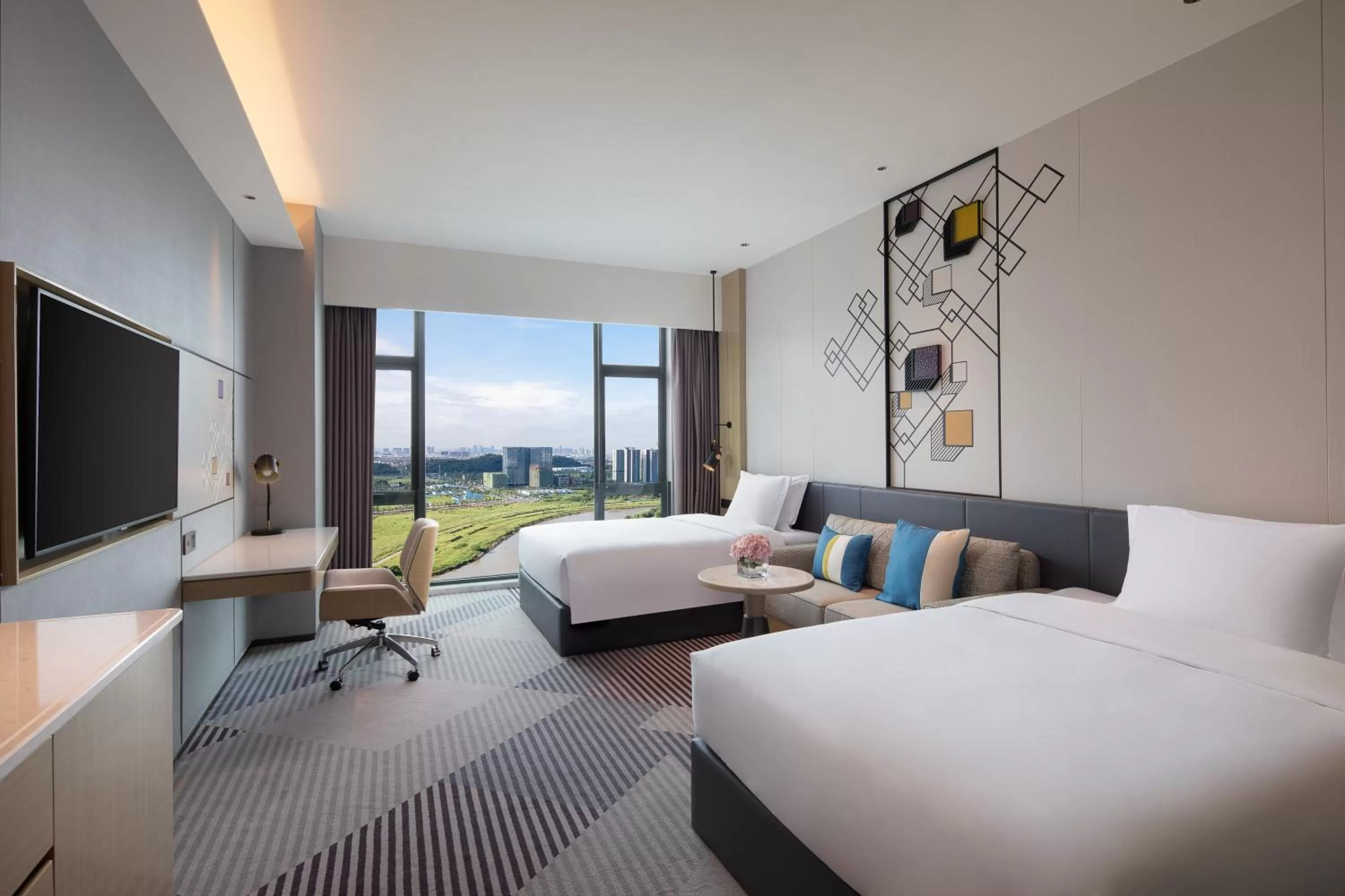 Deluxe Double Room with Two Double Beds in Crowne Plaza Foshan Nanhai-an IHG Hotel