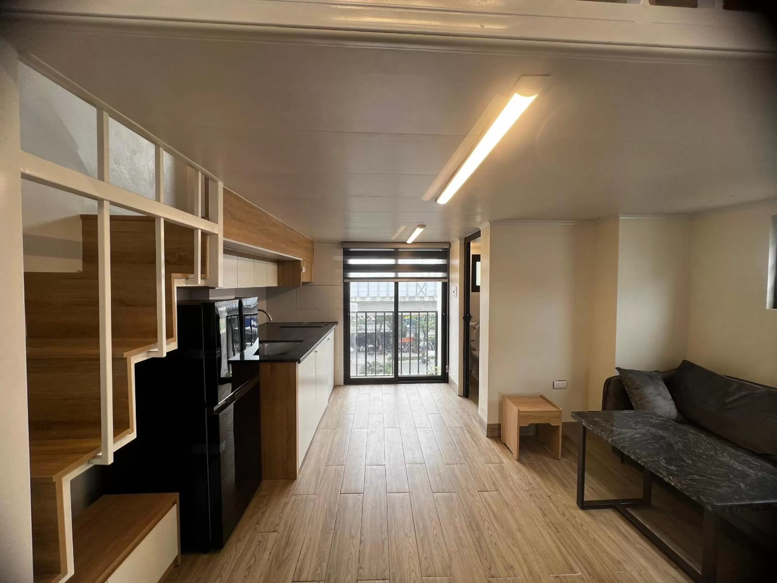 Apartment with Balcony in Era Apartment Nguyen Trai