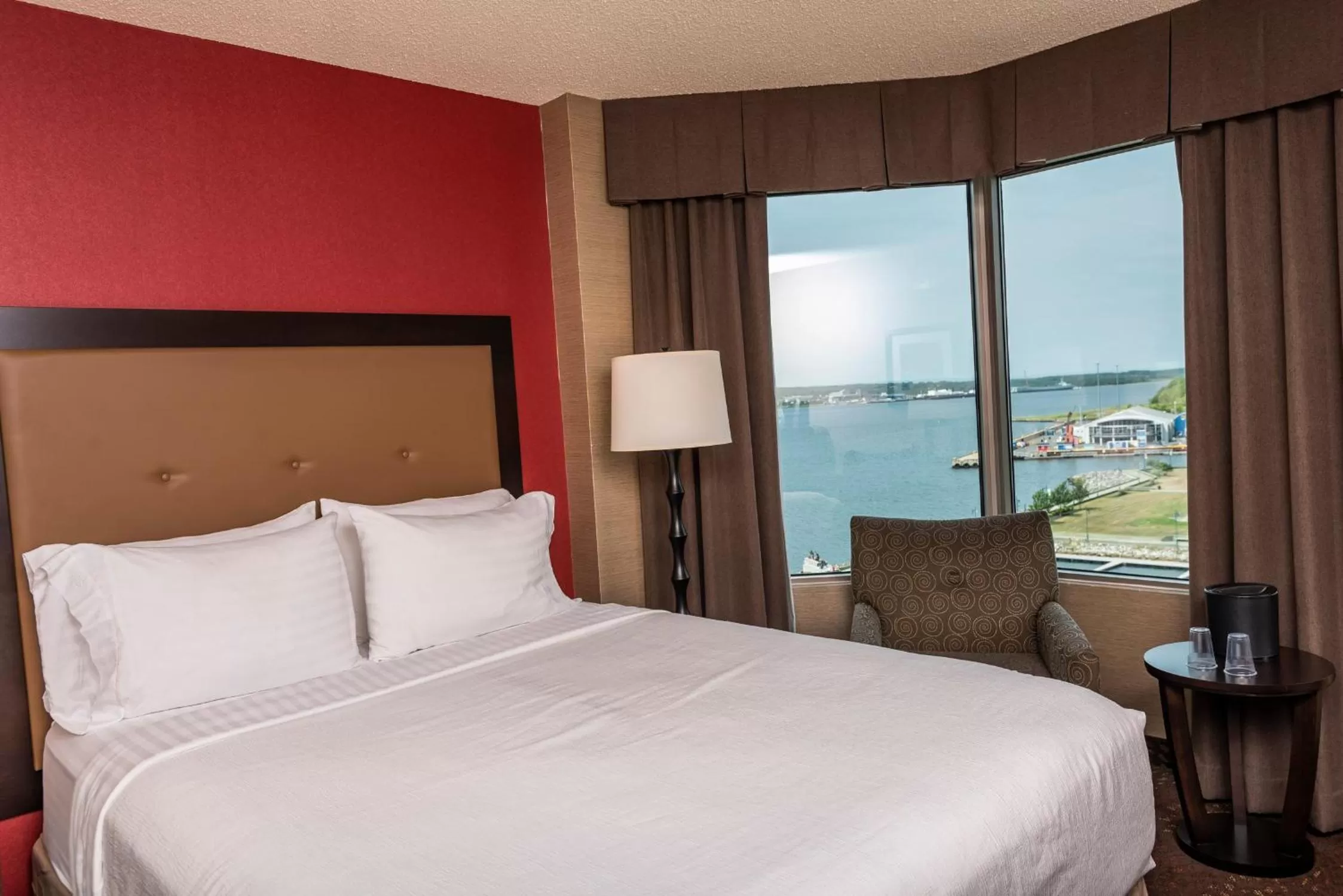 Standard Room in Holiday Inn Sydney - Waterfront by IHG