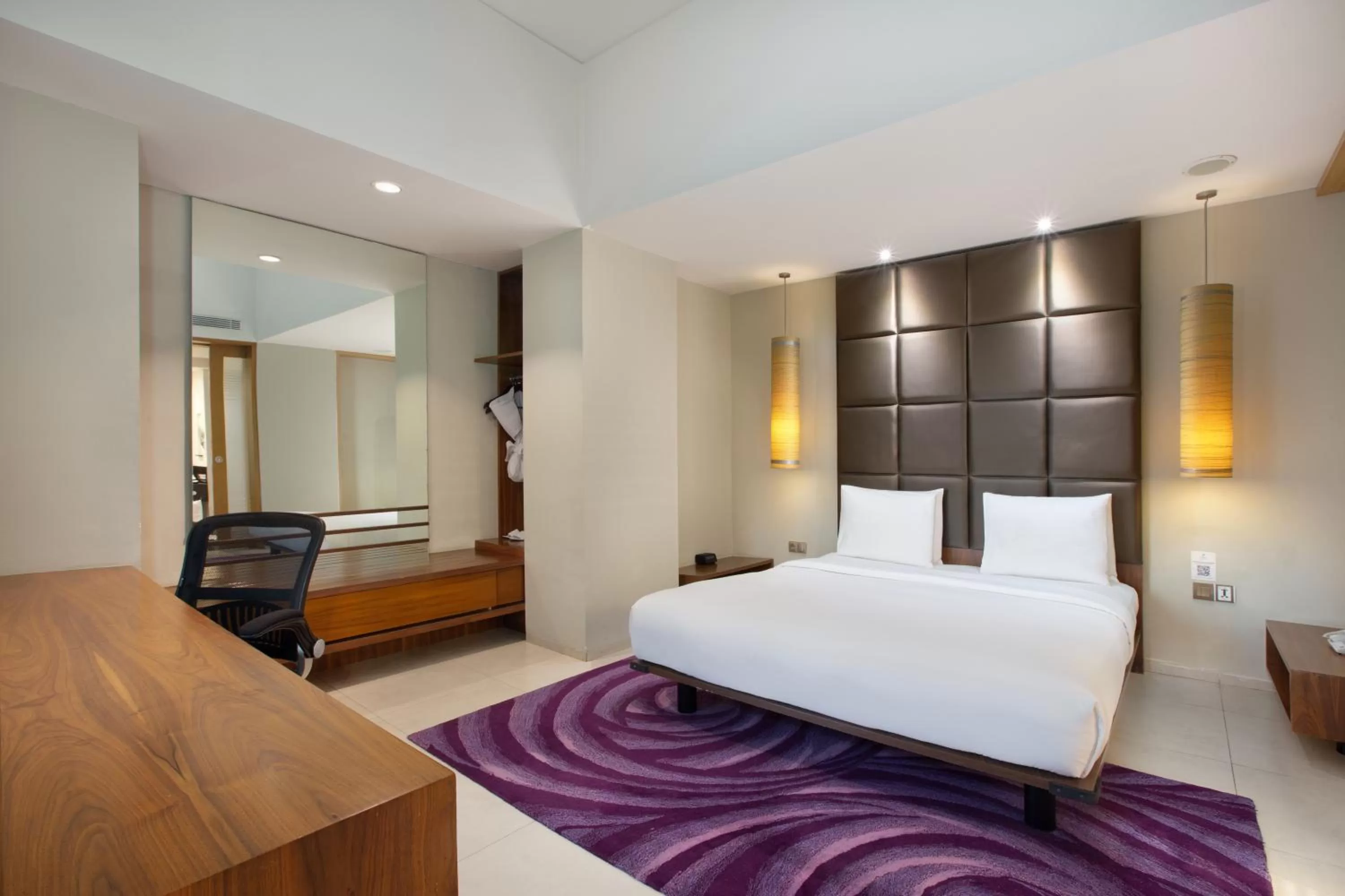 King Suite - Smoking in Holiday Inn Bandung Pasteur by IHG