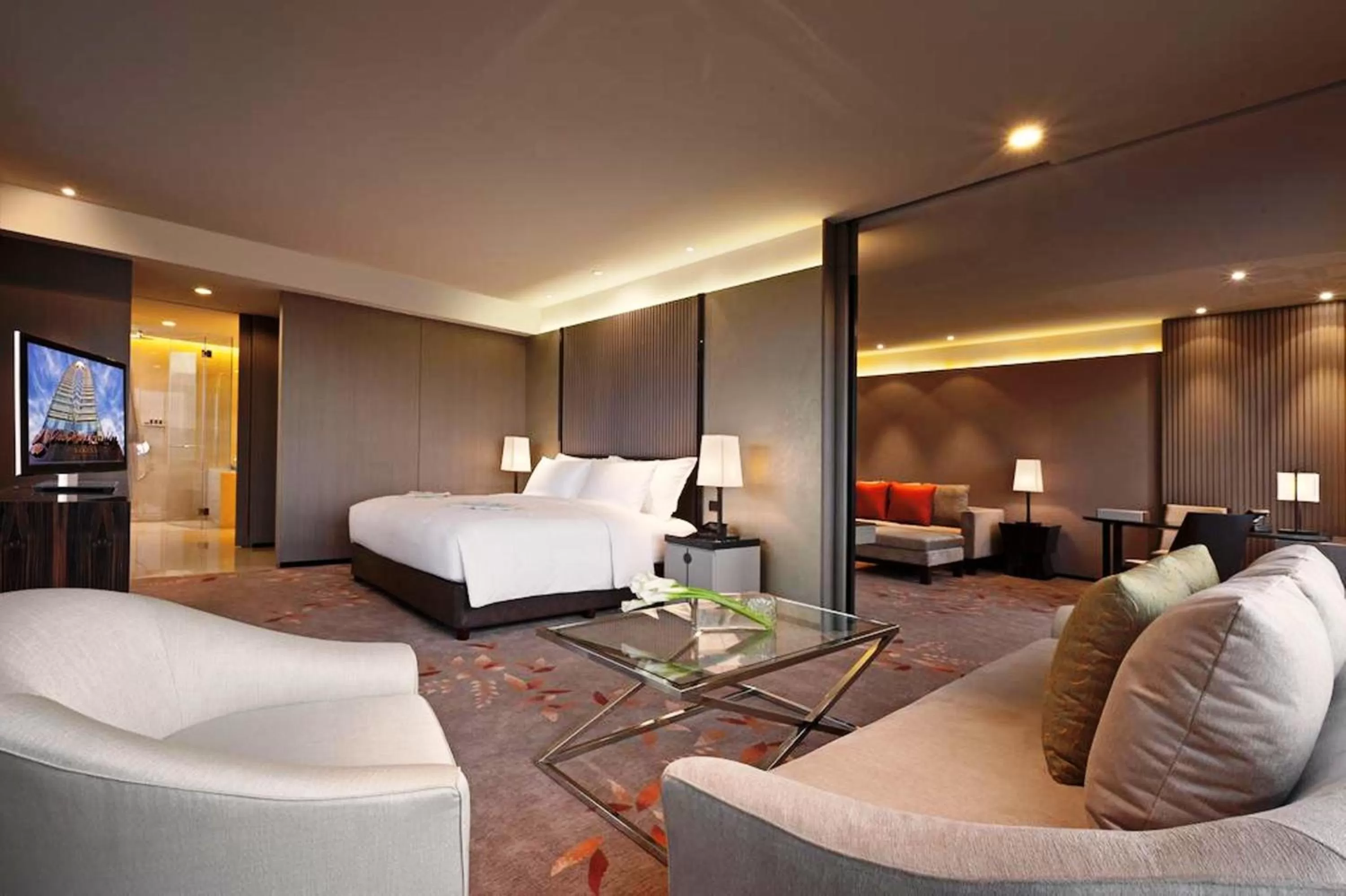 Prestige Suite in The Okura Prestige Bangkok