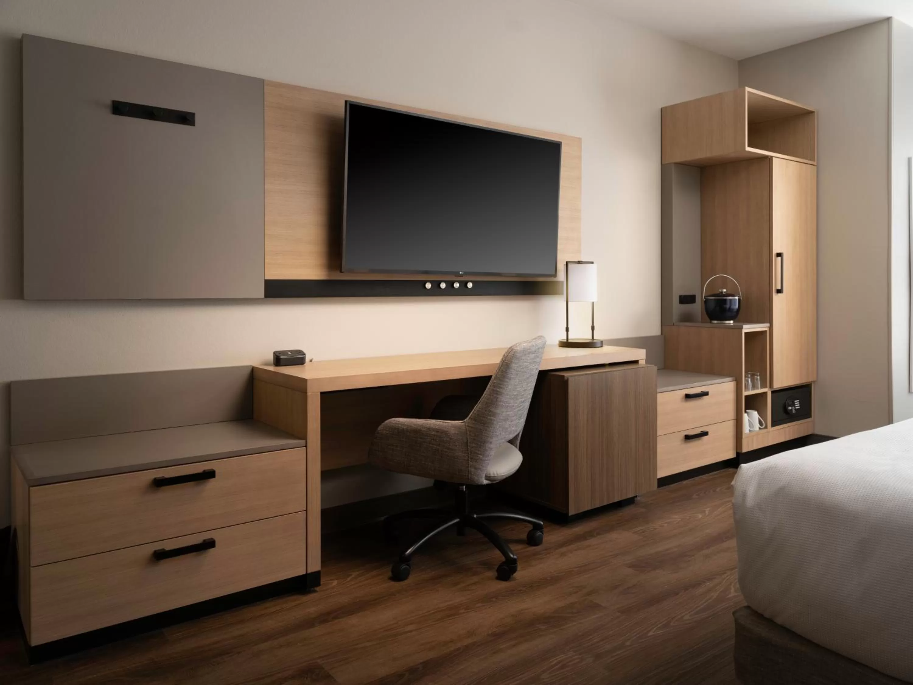 Queen Room with Two Queen Beds with Sofa Bed and Tub - Disability Access in Hyatt Place Amarillo-West