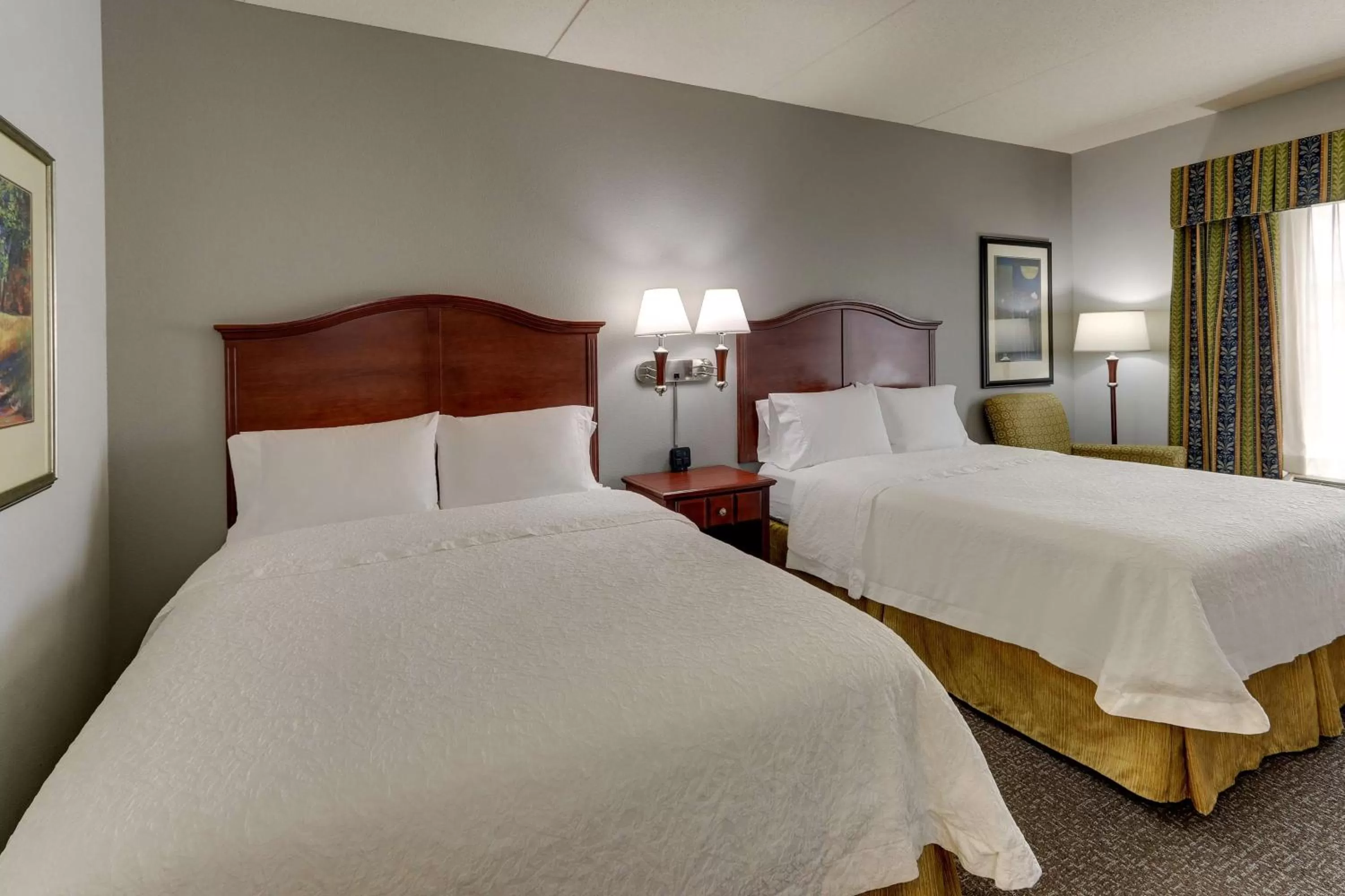 Queen Room with Two Queen Beds - Hearing Access/Non-Smoking in Hampton Inn & Suites Indianapolis-Airport