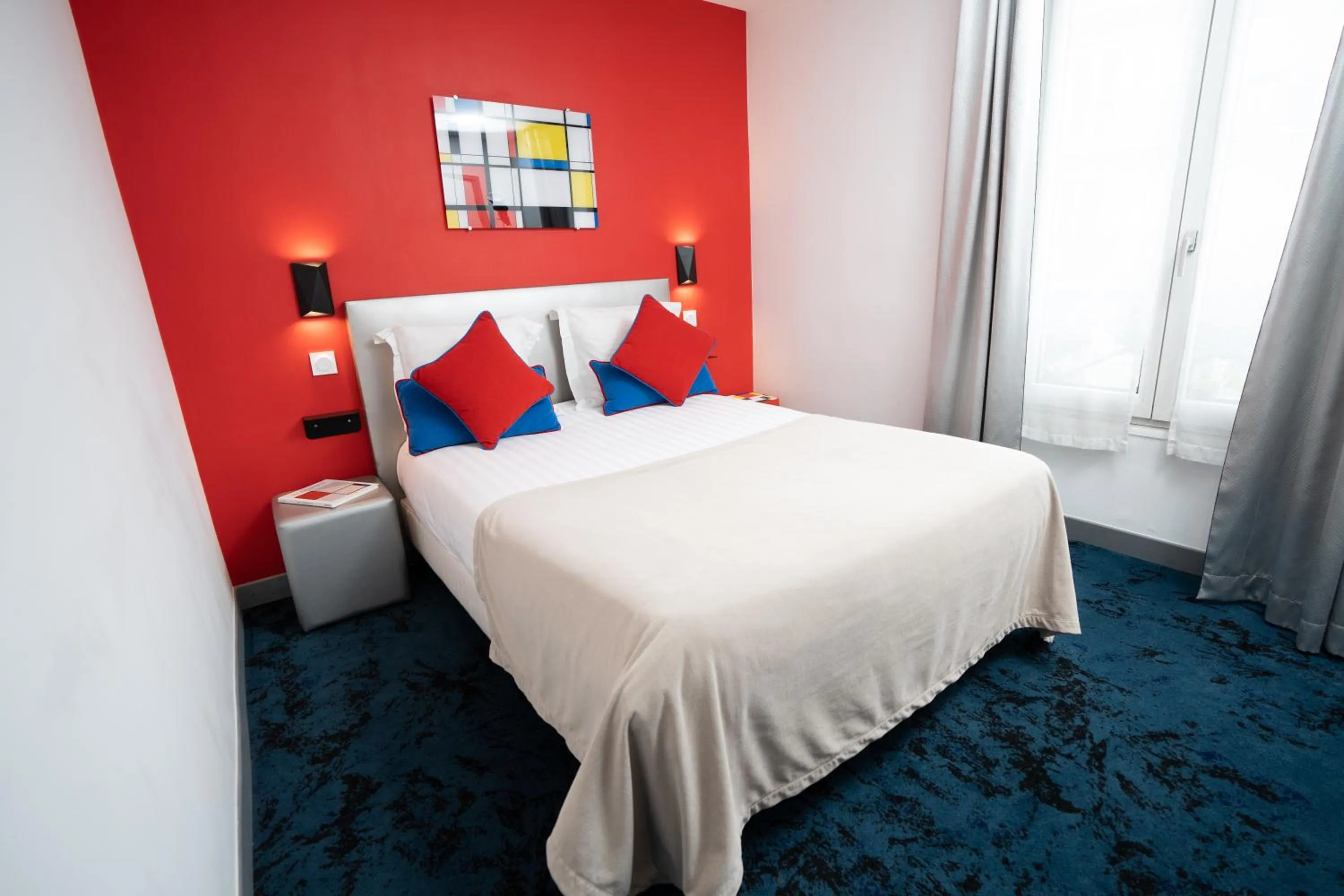 Family Room in Hôtel Du Mont Dore Batignolles