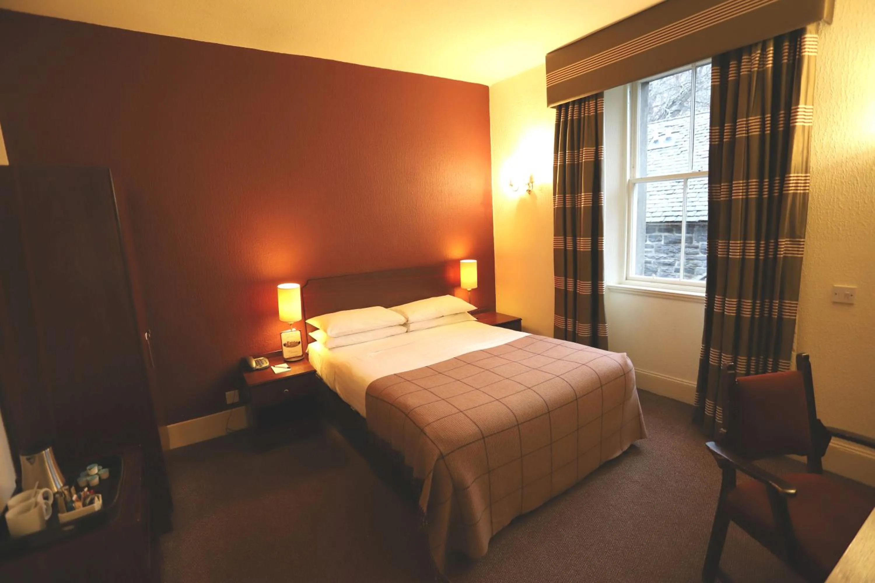 Double Room in Ben Wyvis Hotel