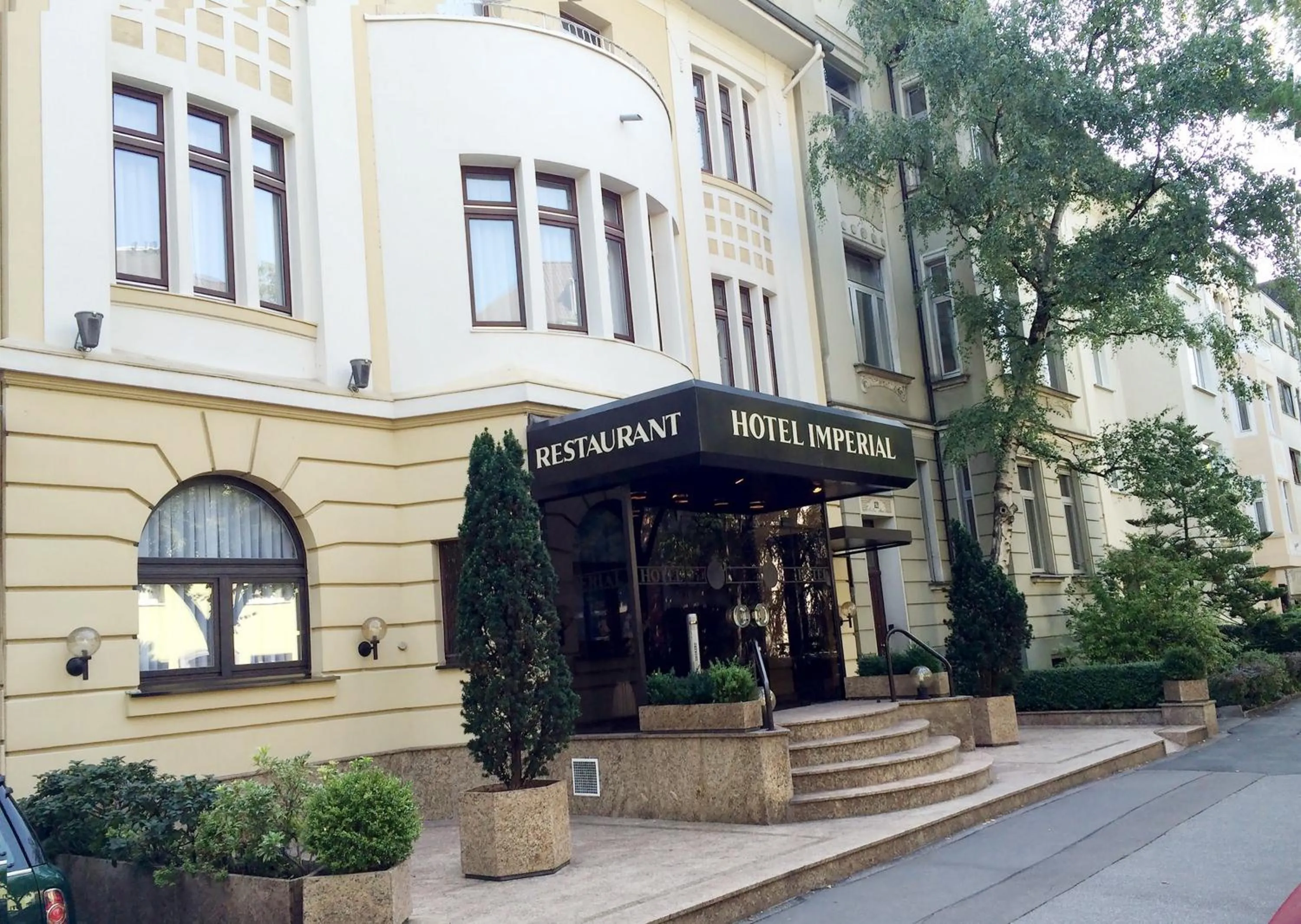 Facade/entrance in Hotel Imperial