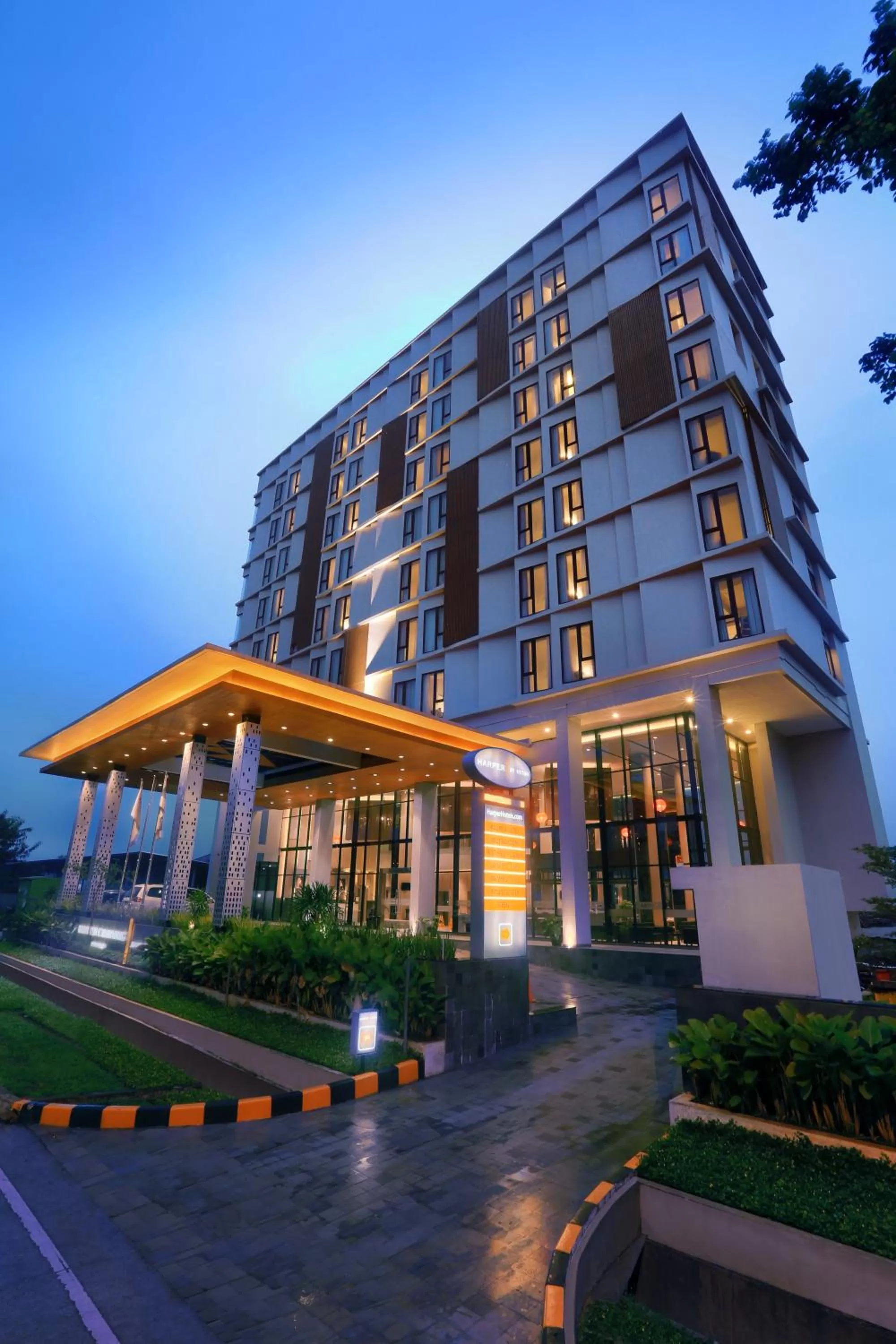 Facade/entrance in Harper Cikarang by ASTON