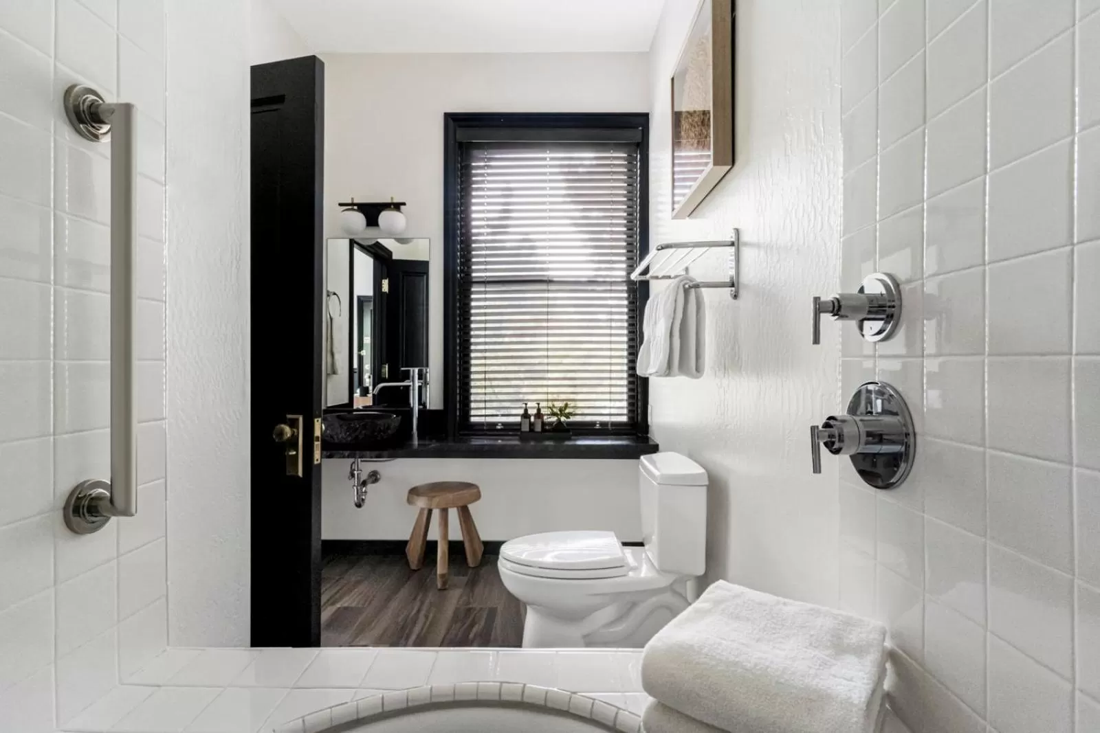 Gaige House King in Gaige House