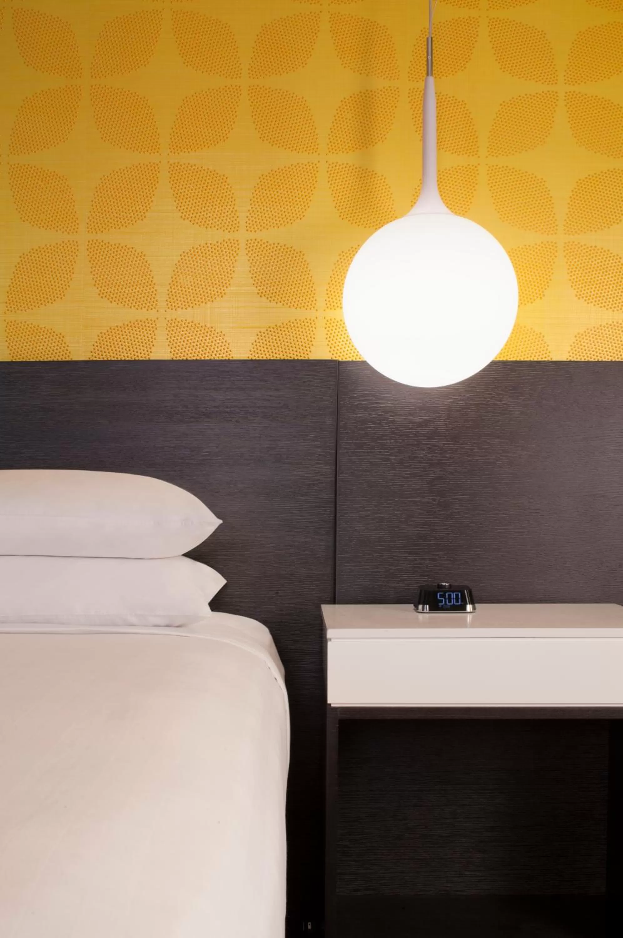 King Room with Accessible Tub - Disability Access in Hyatt Regency Los Angeles International Airport