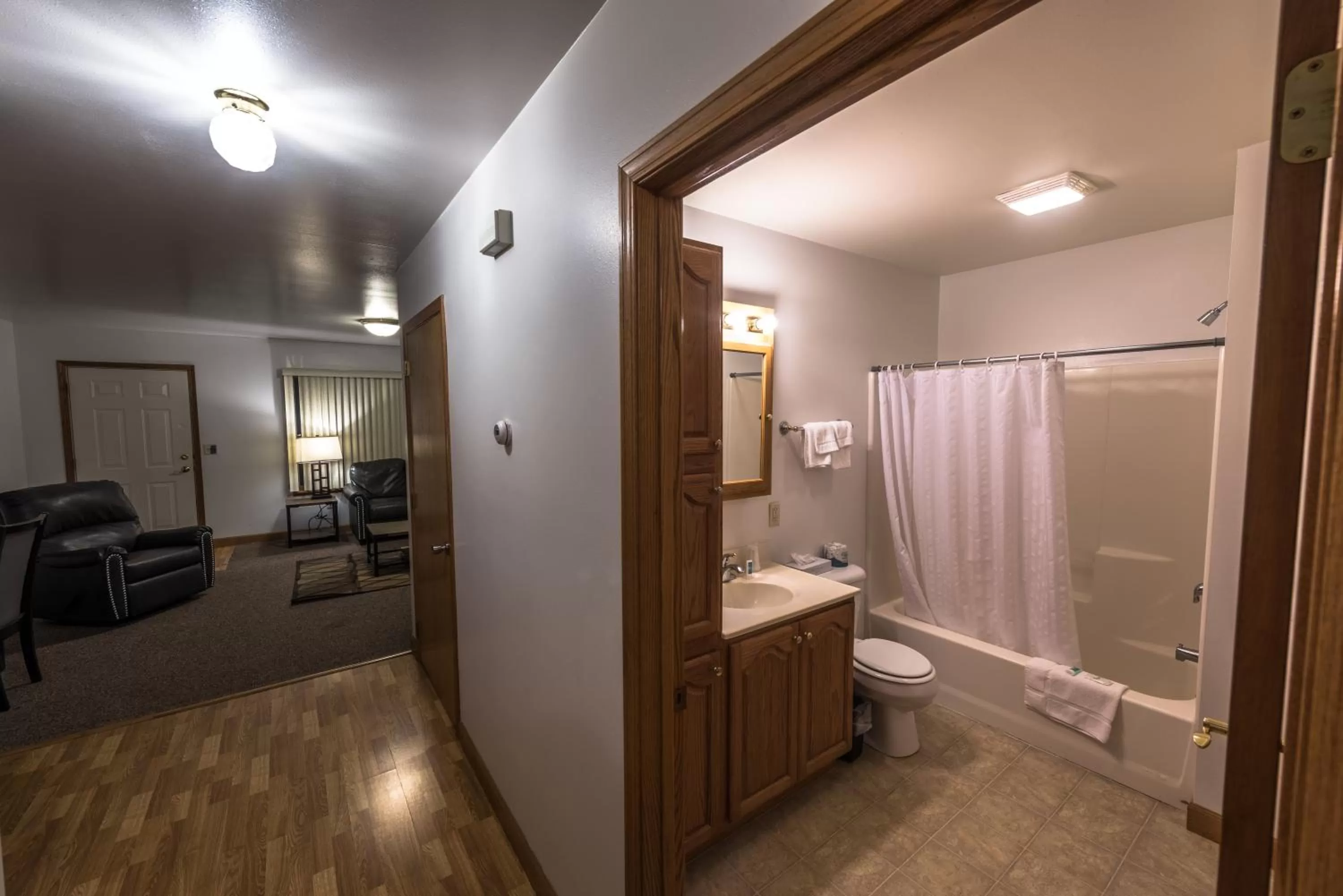 Two-Bedroom Suite in Draft Horse Inn and Suites