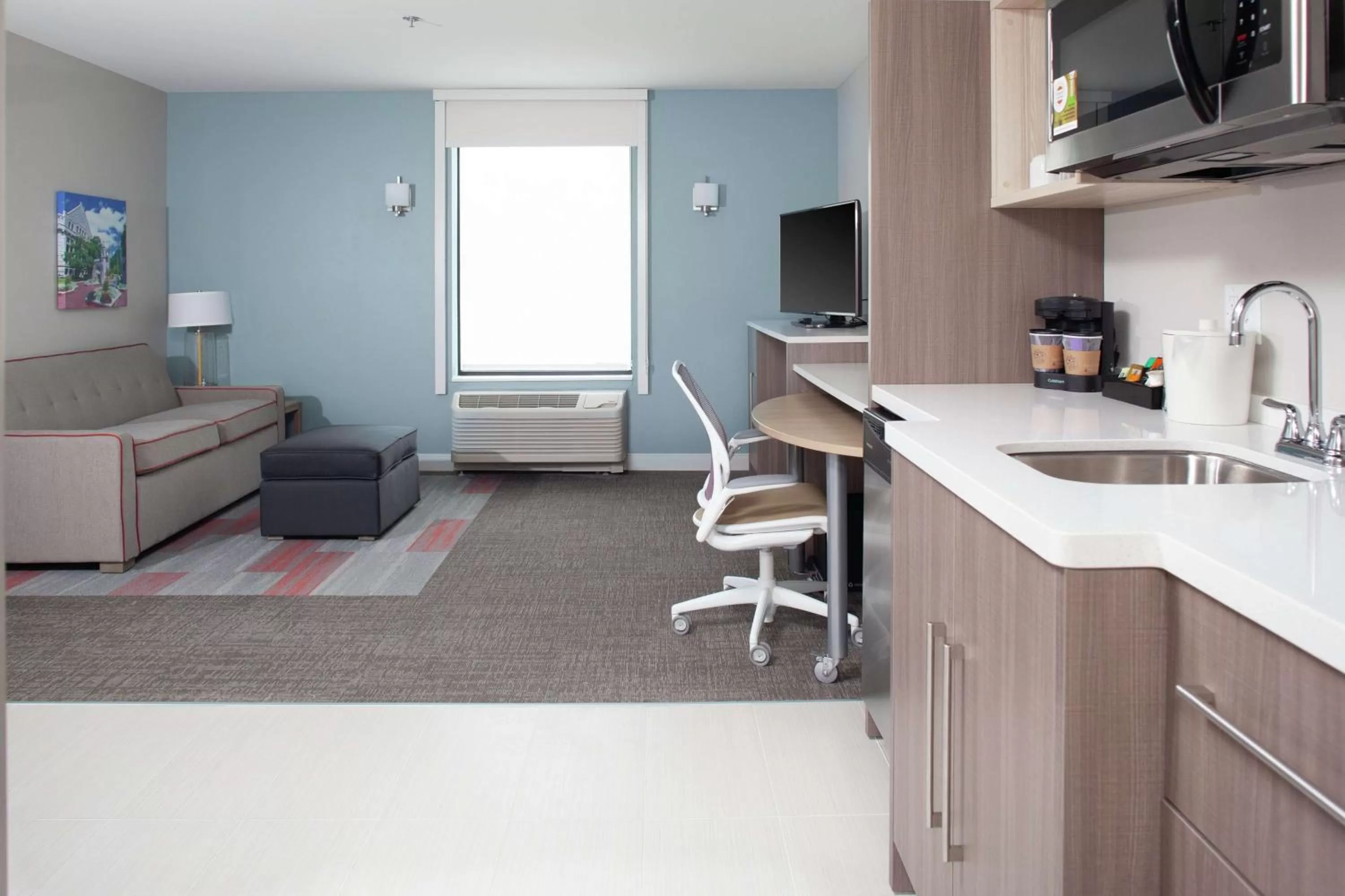 One-Bedroom King Suite - Non-Smoking in Home2 Suites by Hilton Bloomington